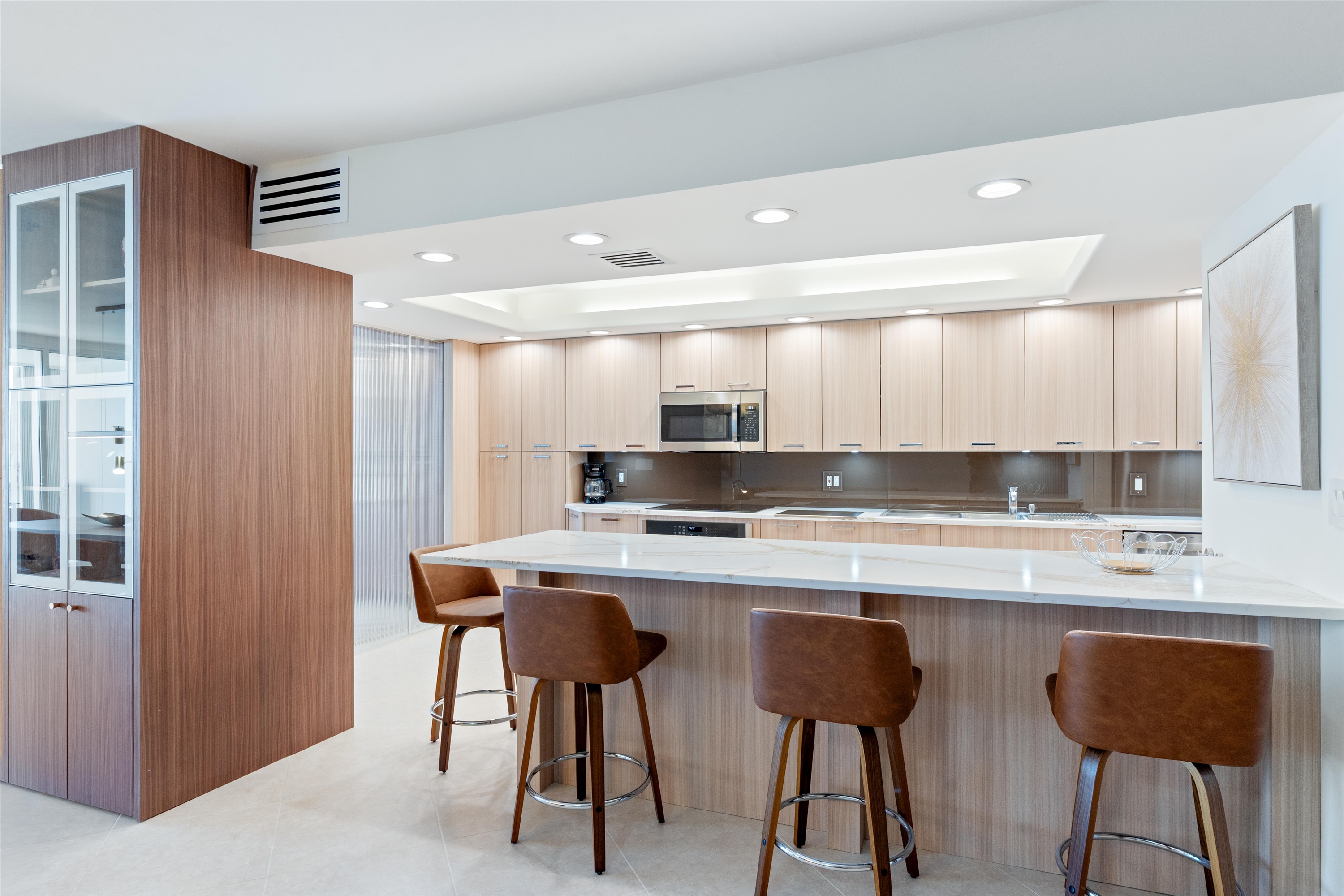 2200 S Ocean Ln #905