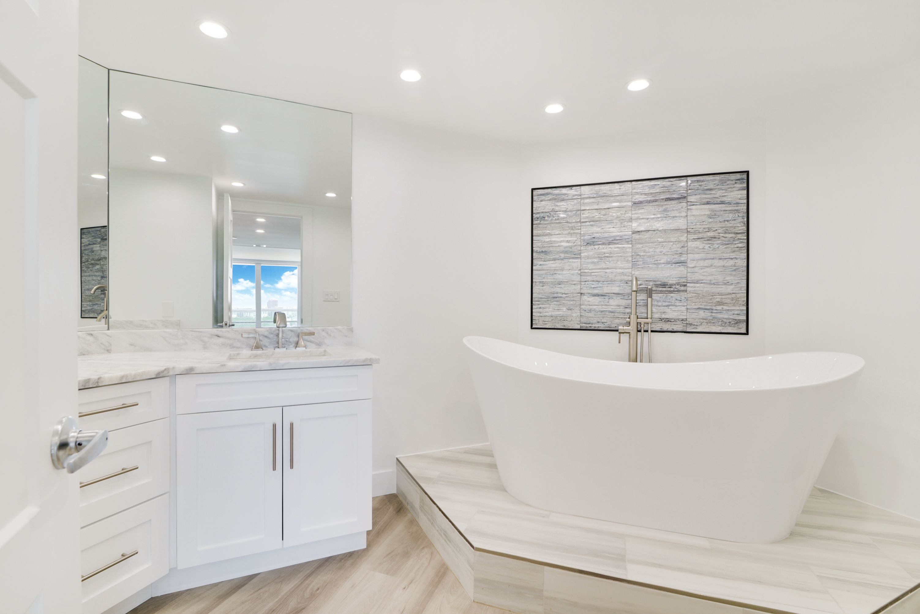 2100 S Ocean Ln Unit# 1912