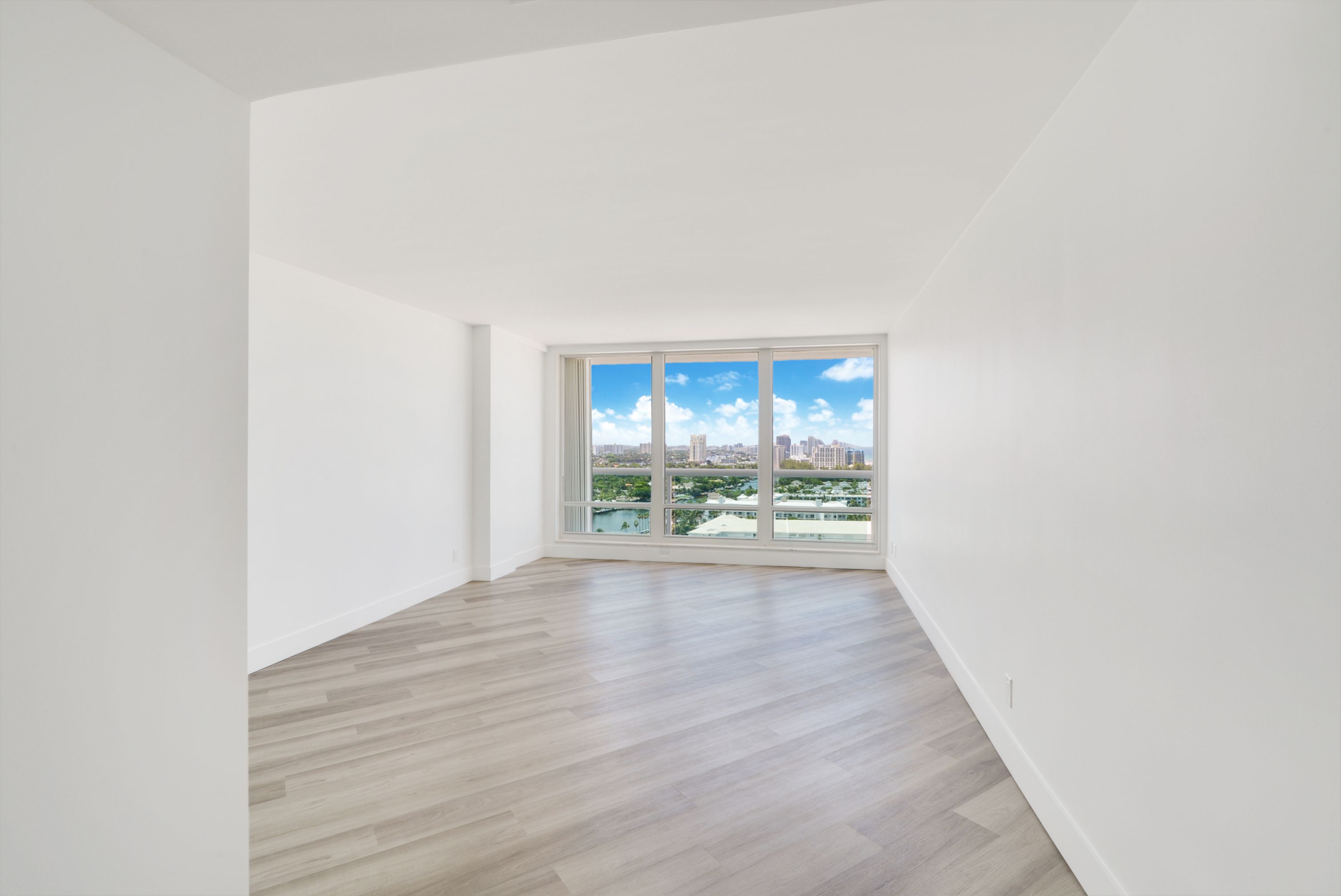 2100 S Ocean Ln Unit# 1912