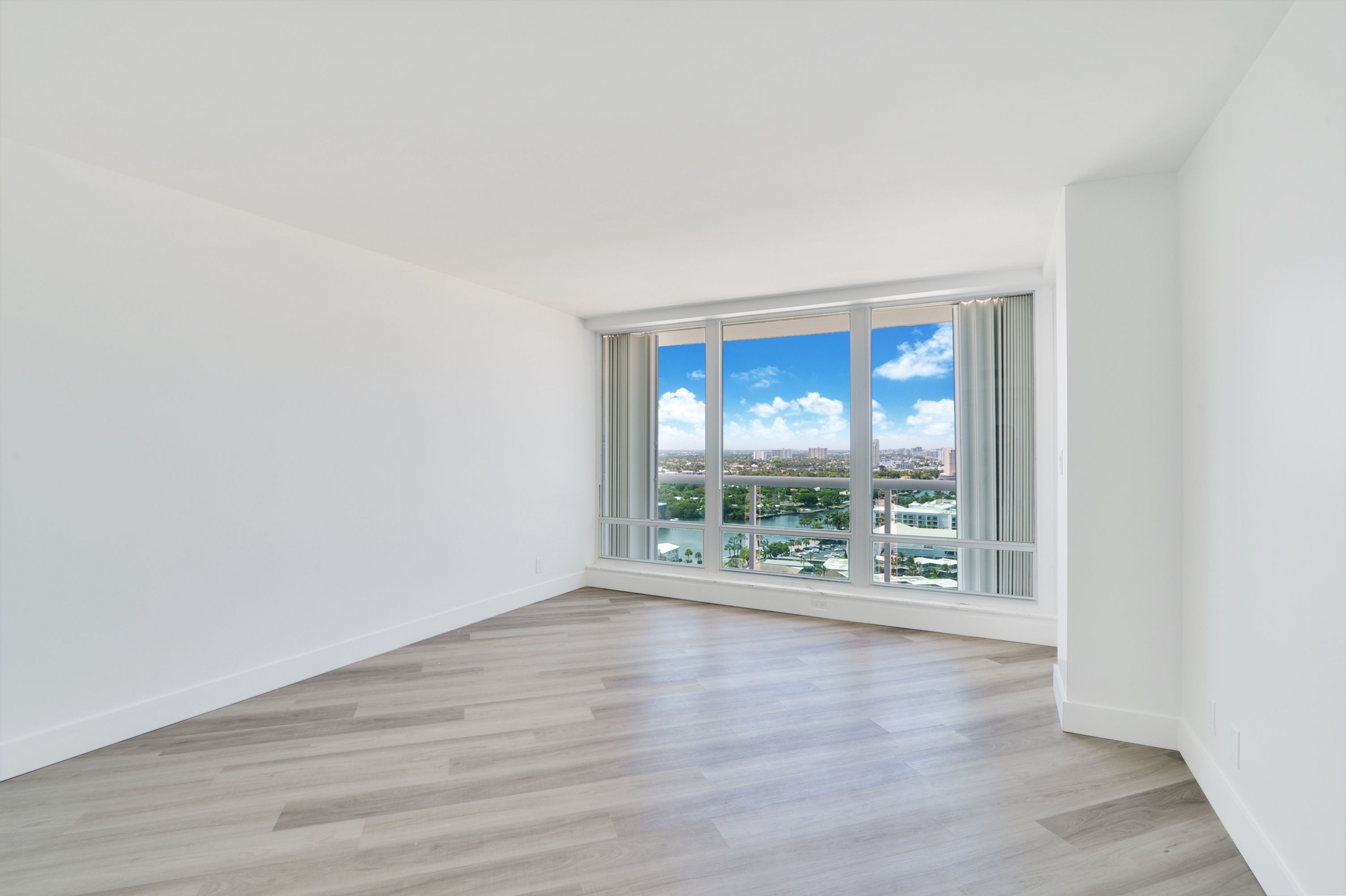 2100 S Ocean Ln Unit# 1912