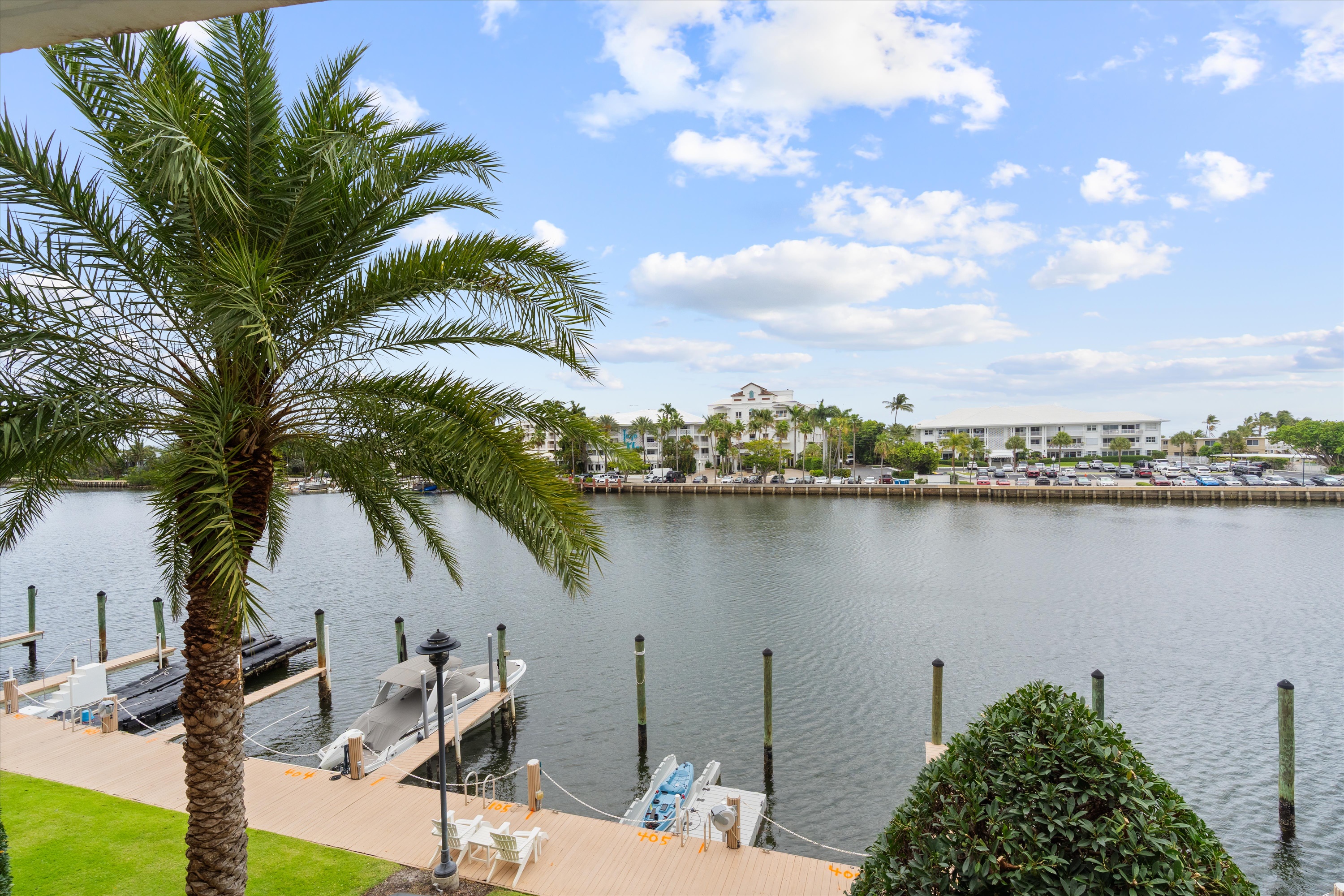 1800 S Ocean Dr #406