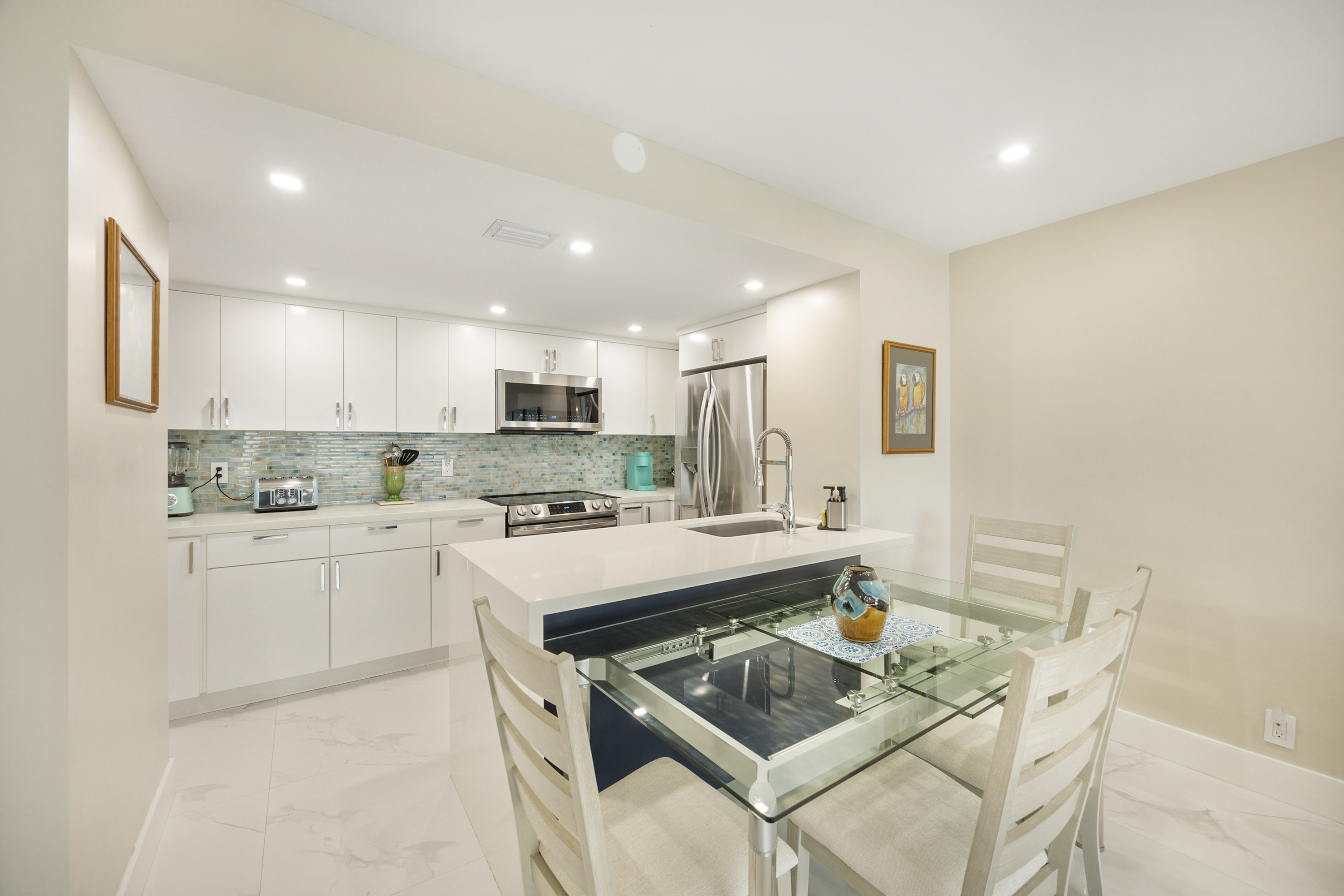 2100 S Ocean Dr #10B