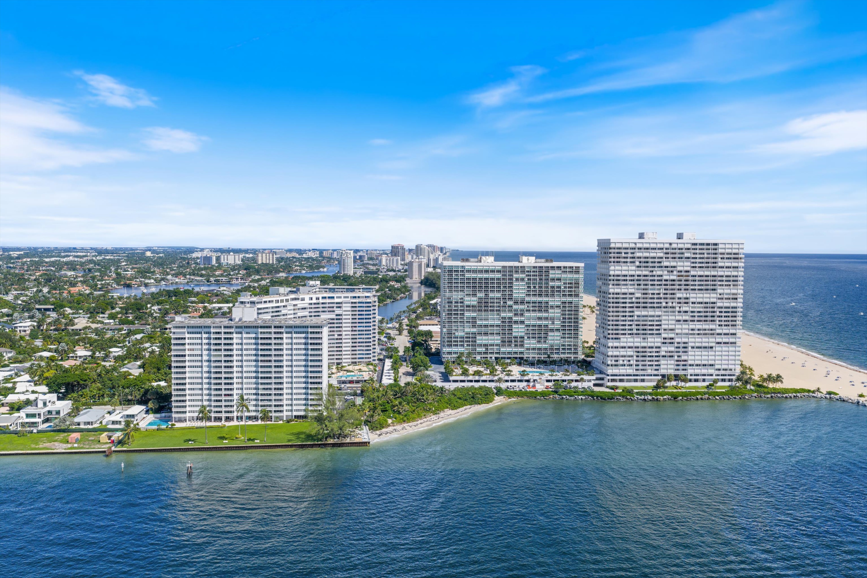2100 S Ocean Dr #10B