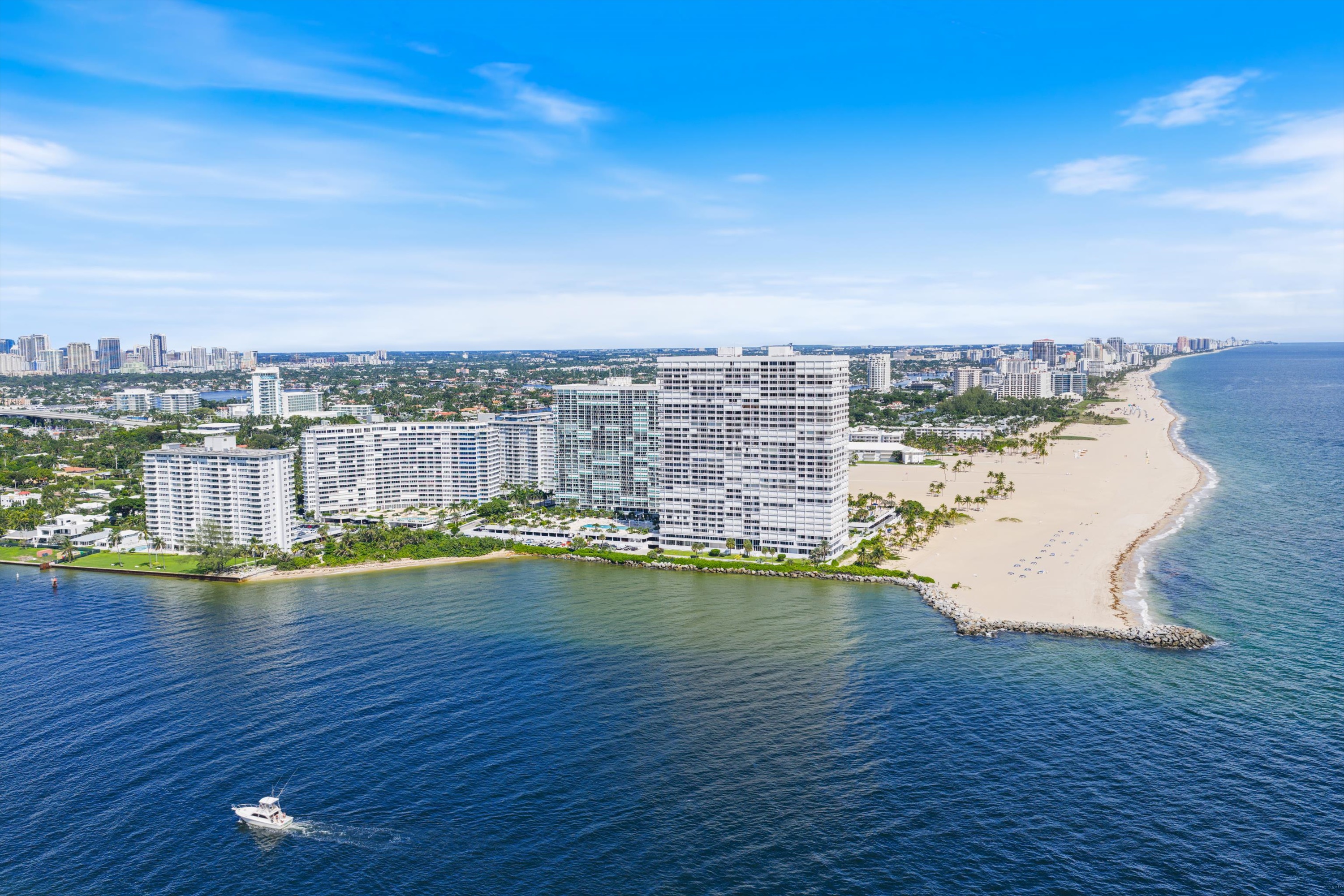 2100 S Ocean Dr #10B