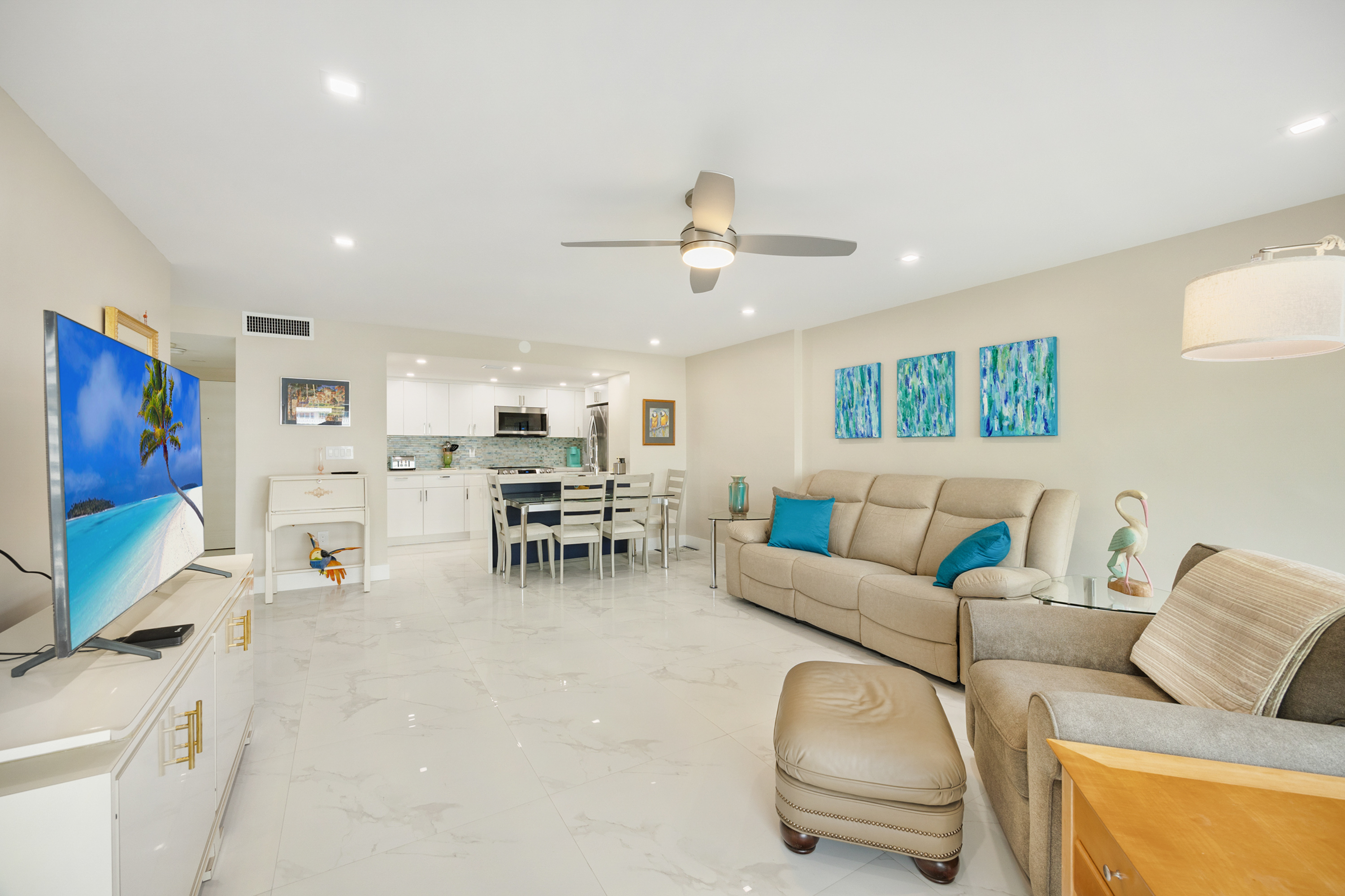 2100 S Ocean Dr #10B