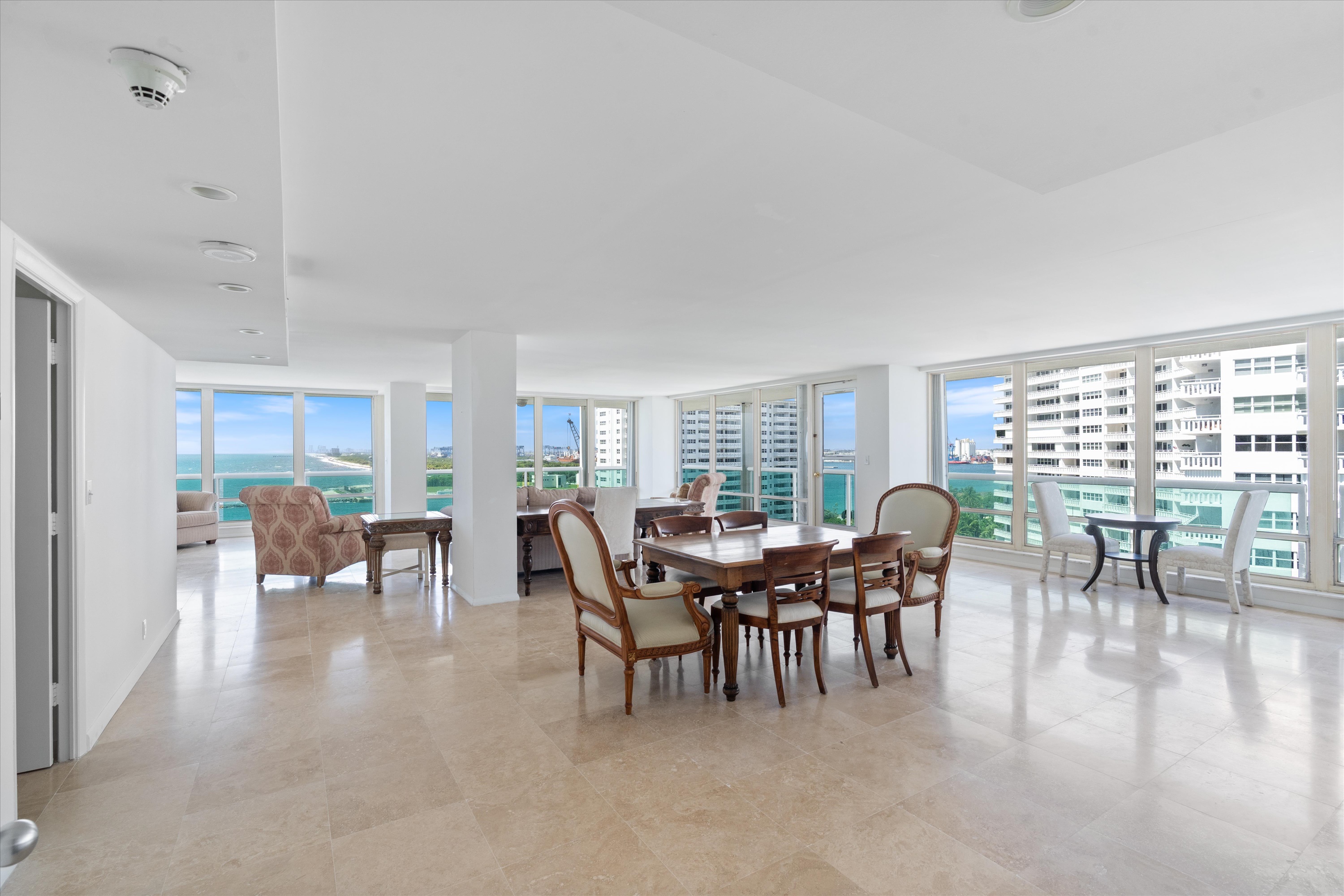 2100 S Ocean Ln #1002