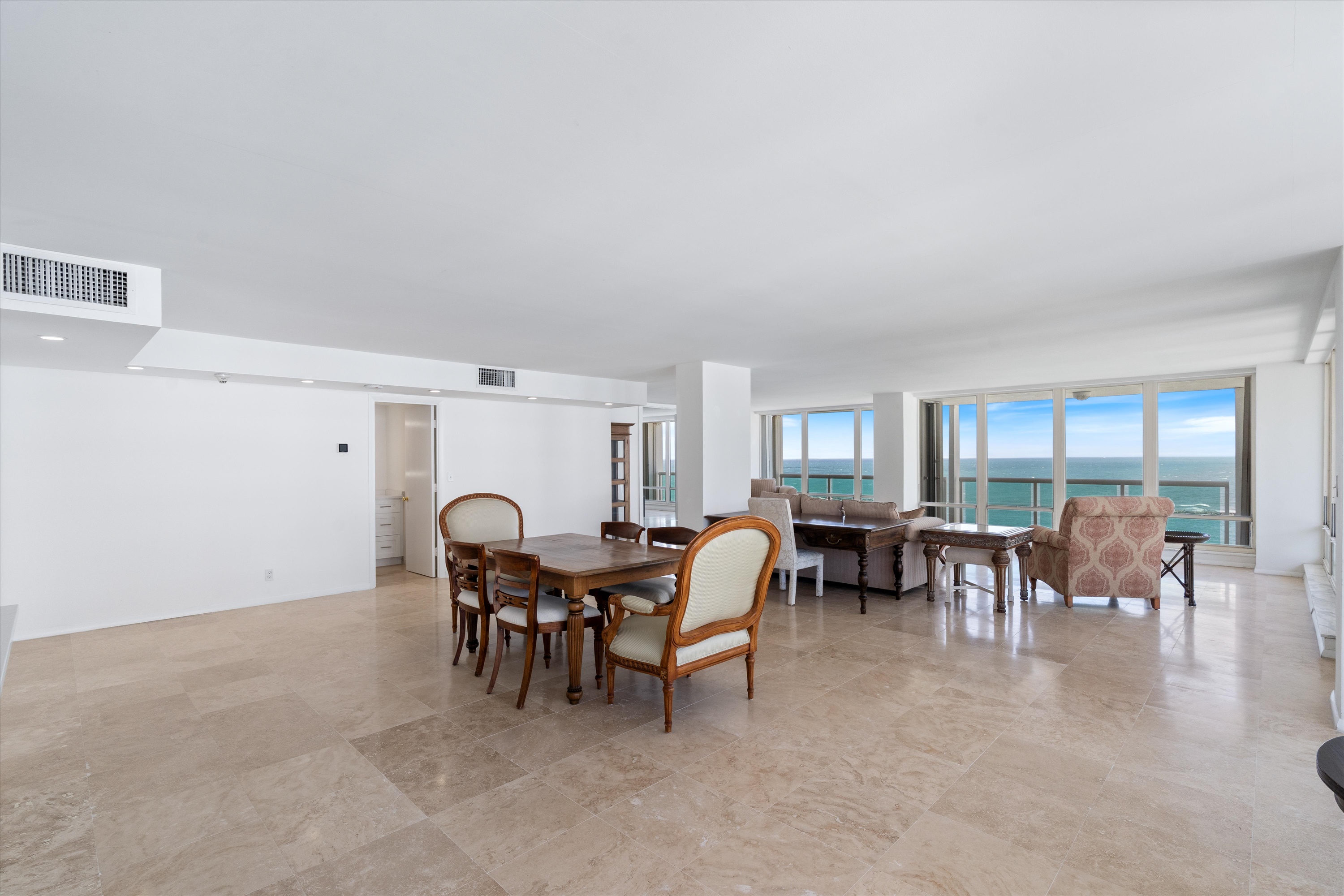 2100 S Ocean Ln #1002