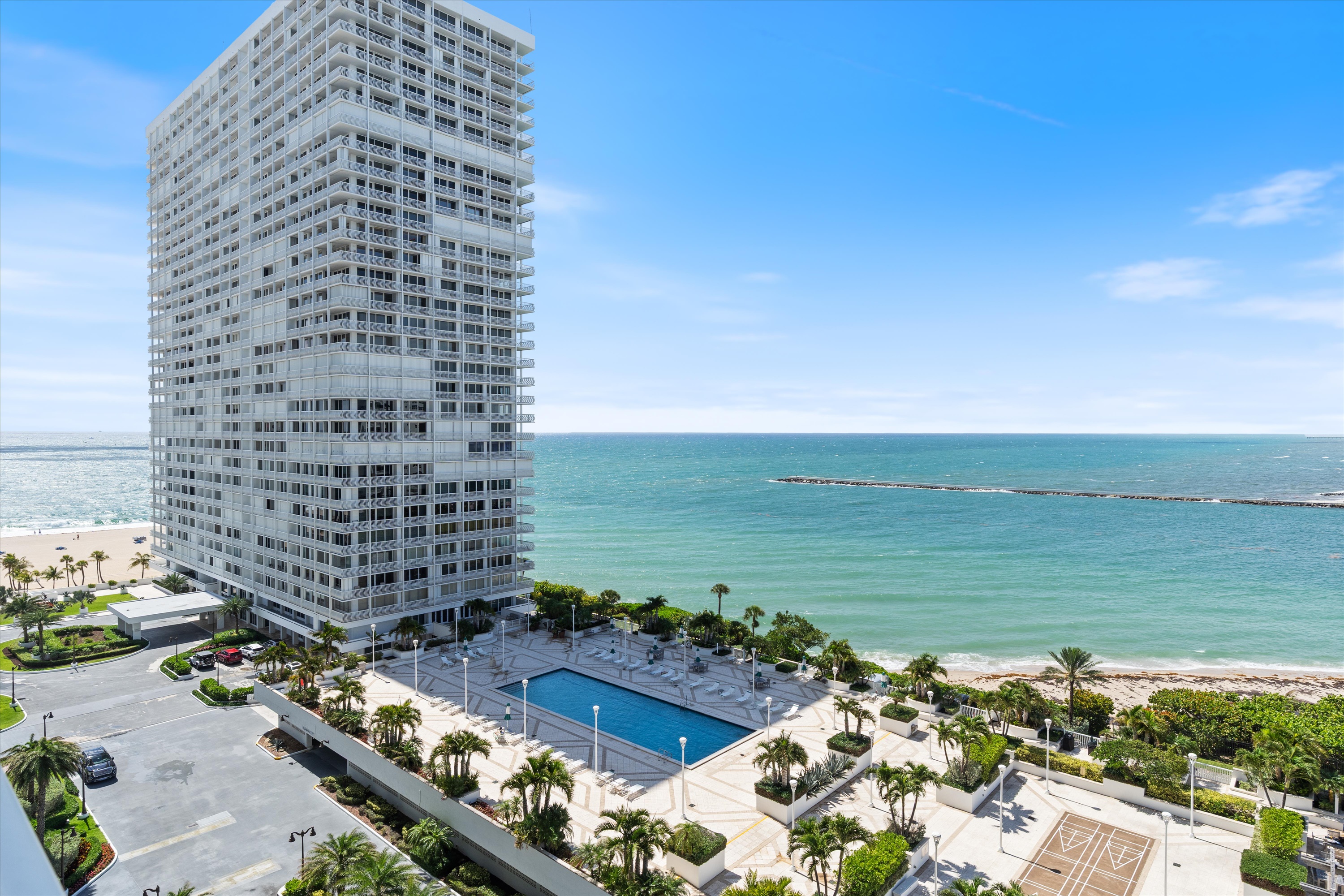 2100 S Ocean Ln #1002