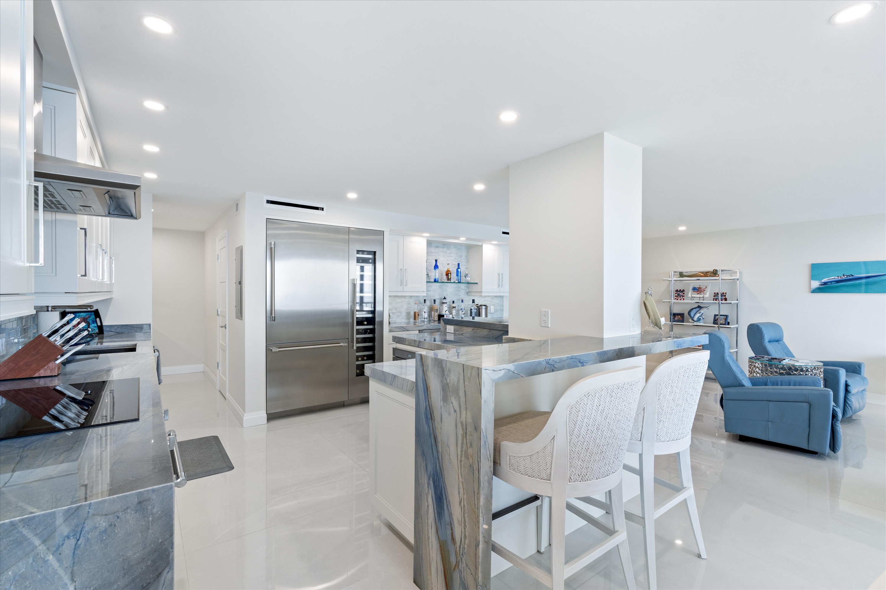 2200 S Ocean Ln #2804