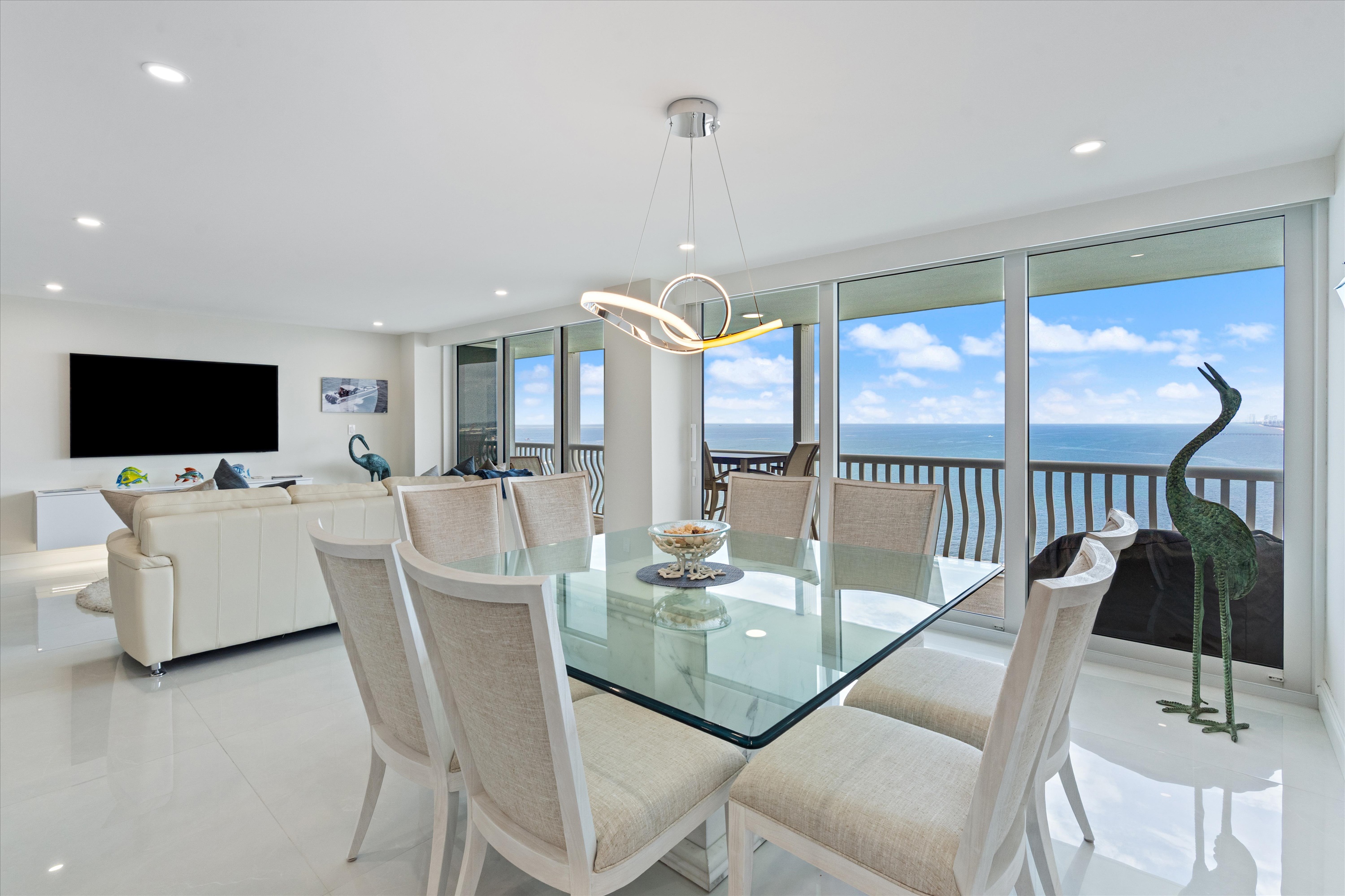 2200 S Ocean Ln #2804