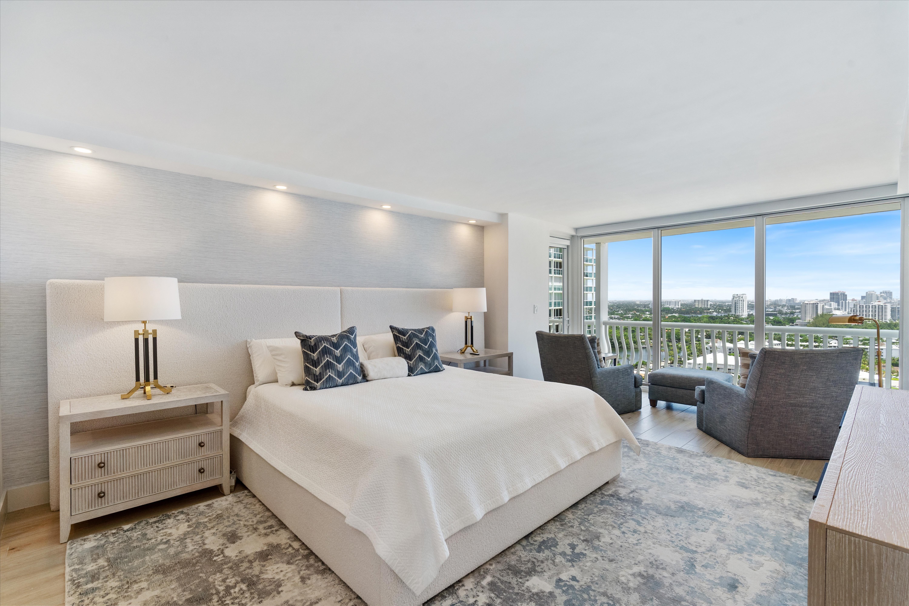 2200 S Ocean Ln #2205