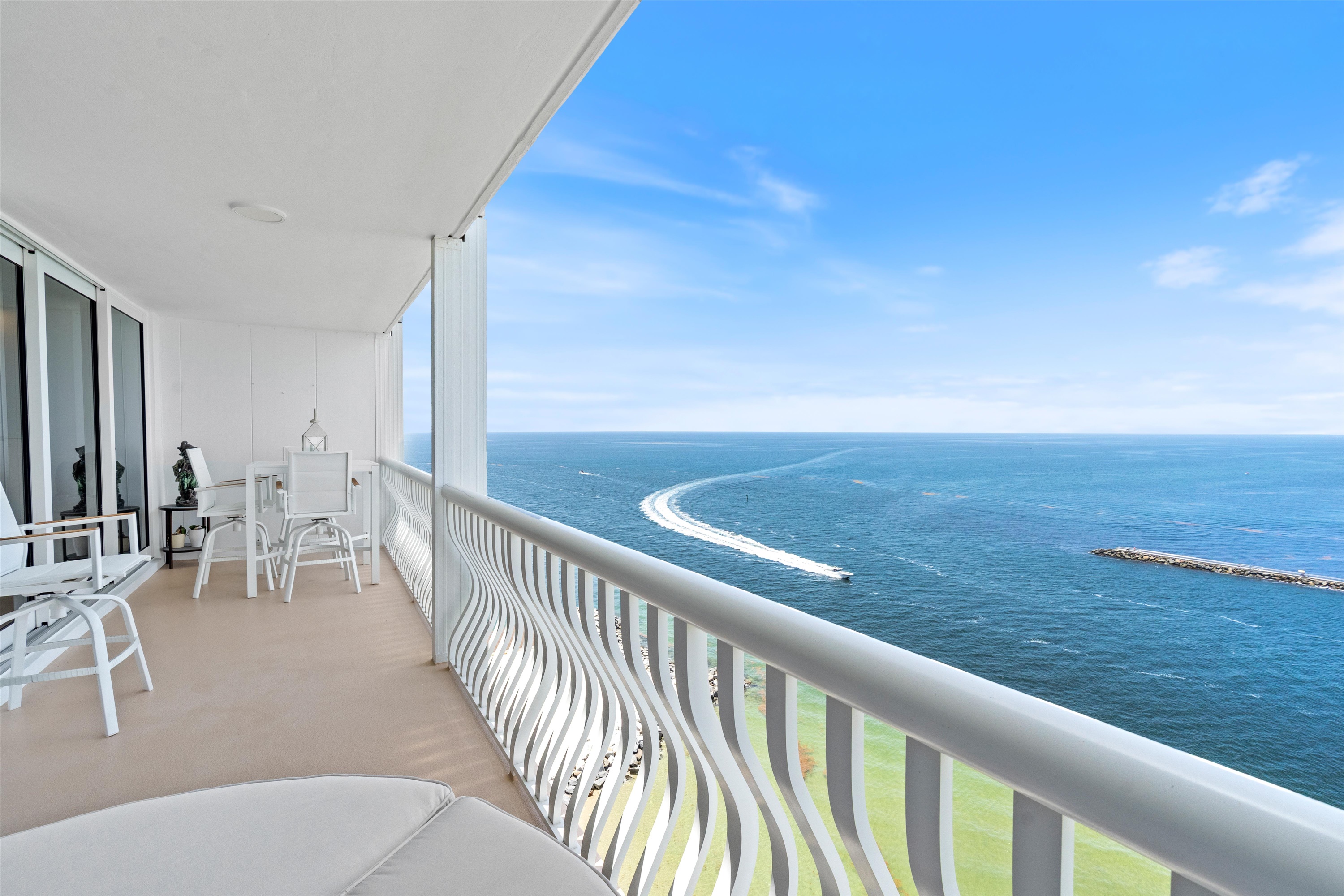 2200 S Ocean Ln #2205