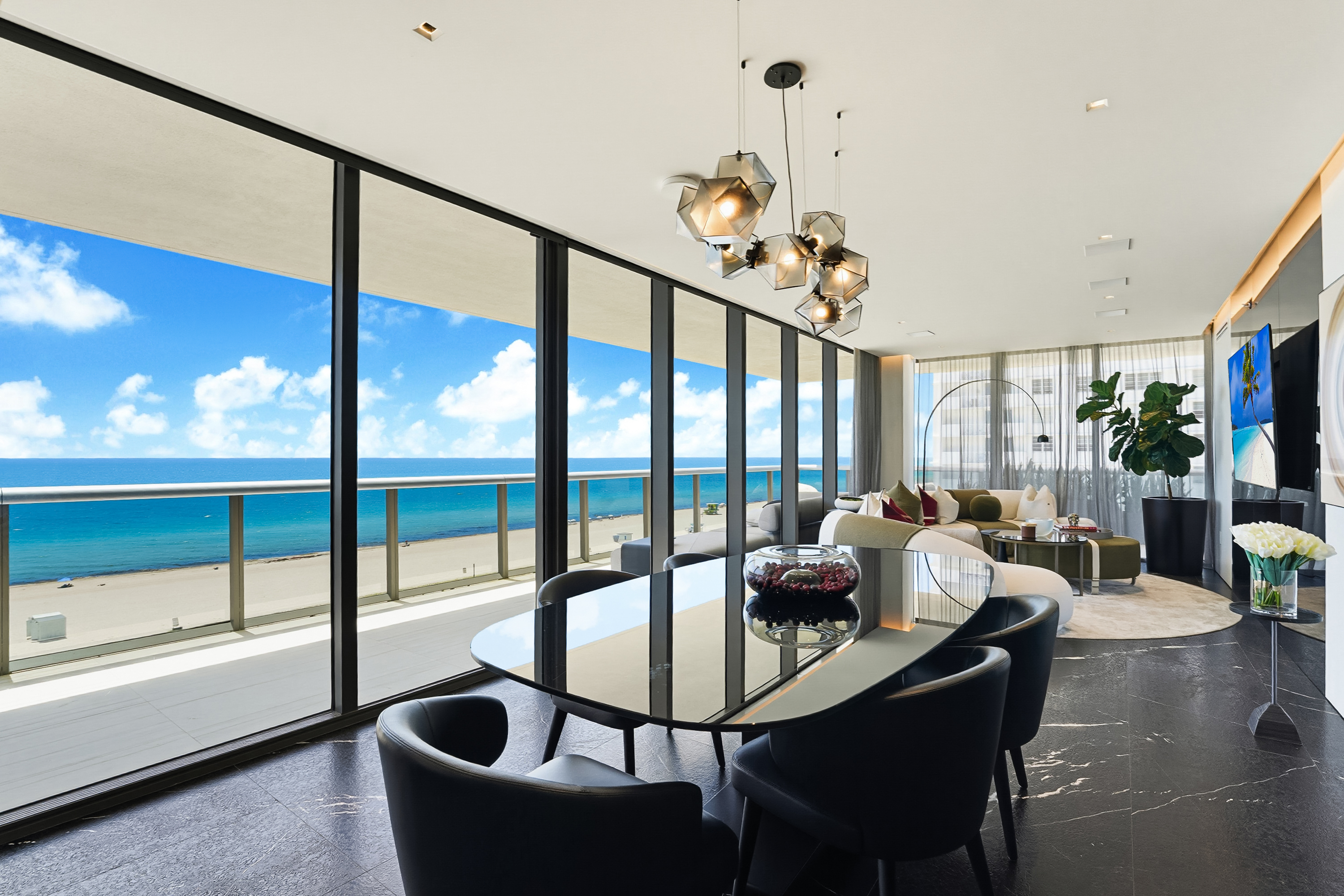 5875 Collins Ave Unit# 902
