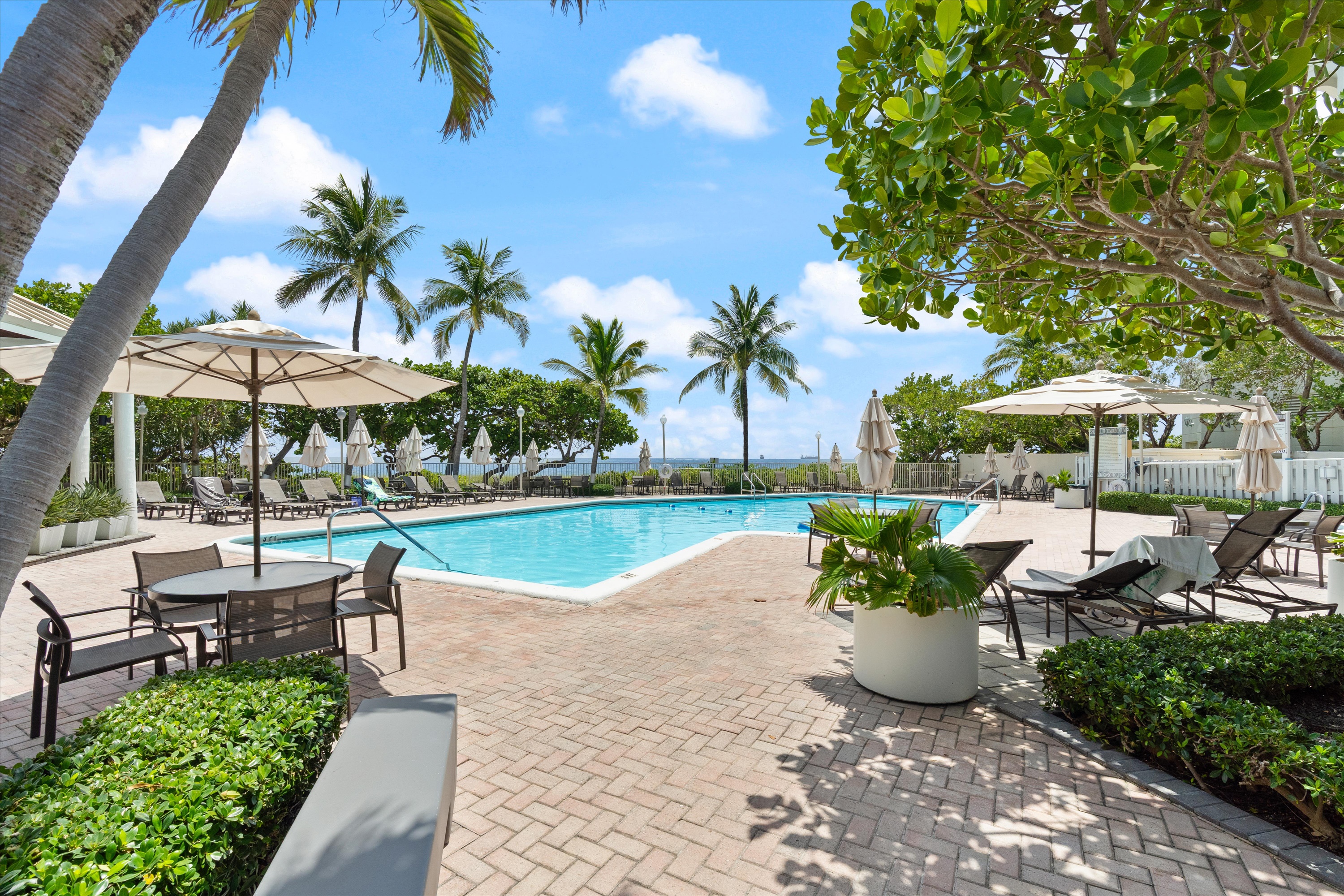 1905 N Ocean Blvd #3D