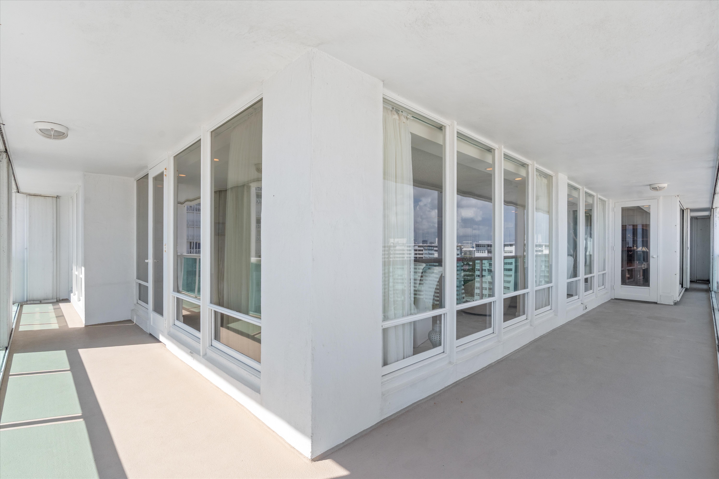 2100 S Ocean Ln Unit# 1512