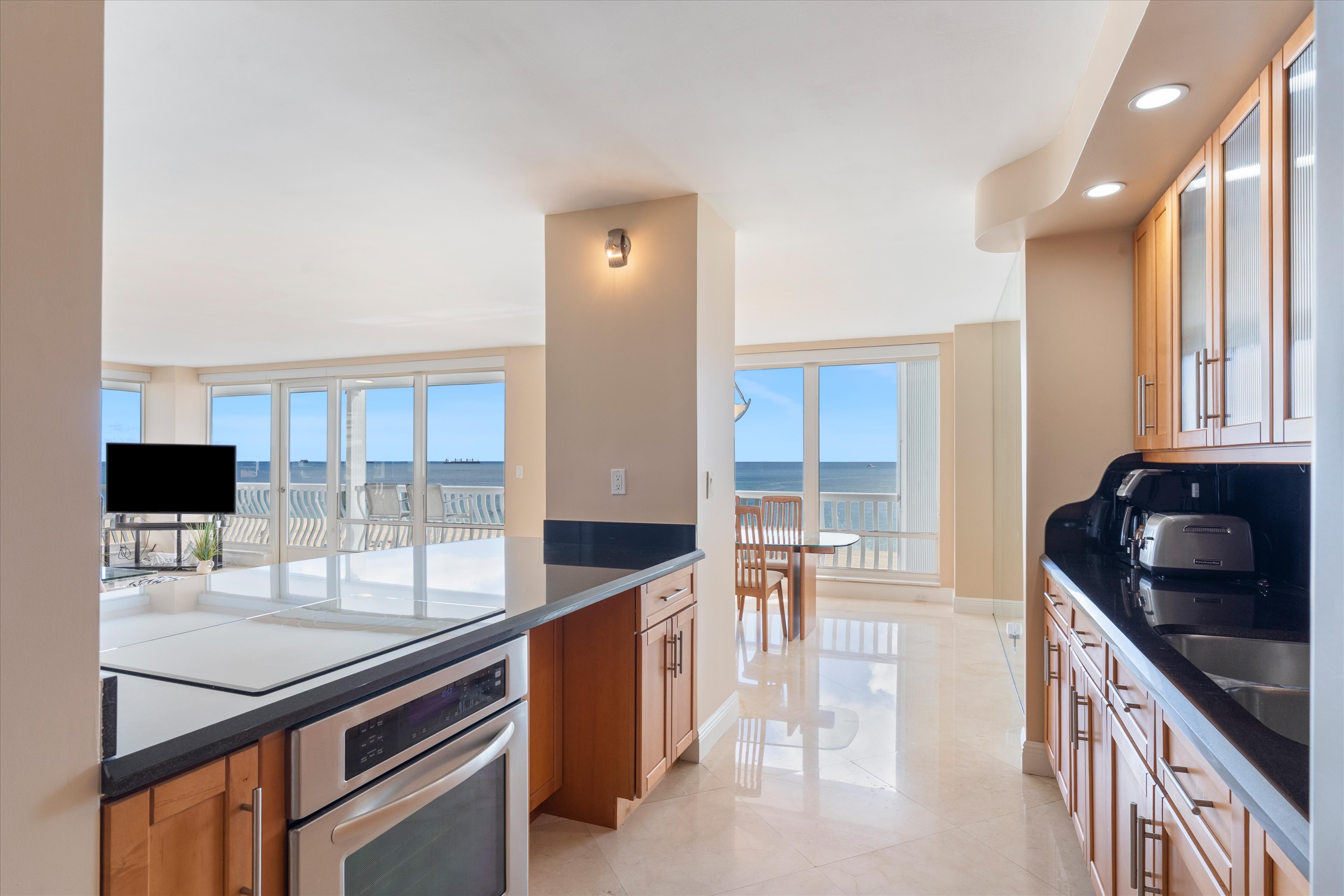 2200 S Ocean Ln #409