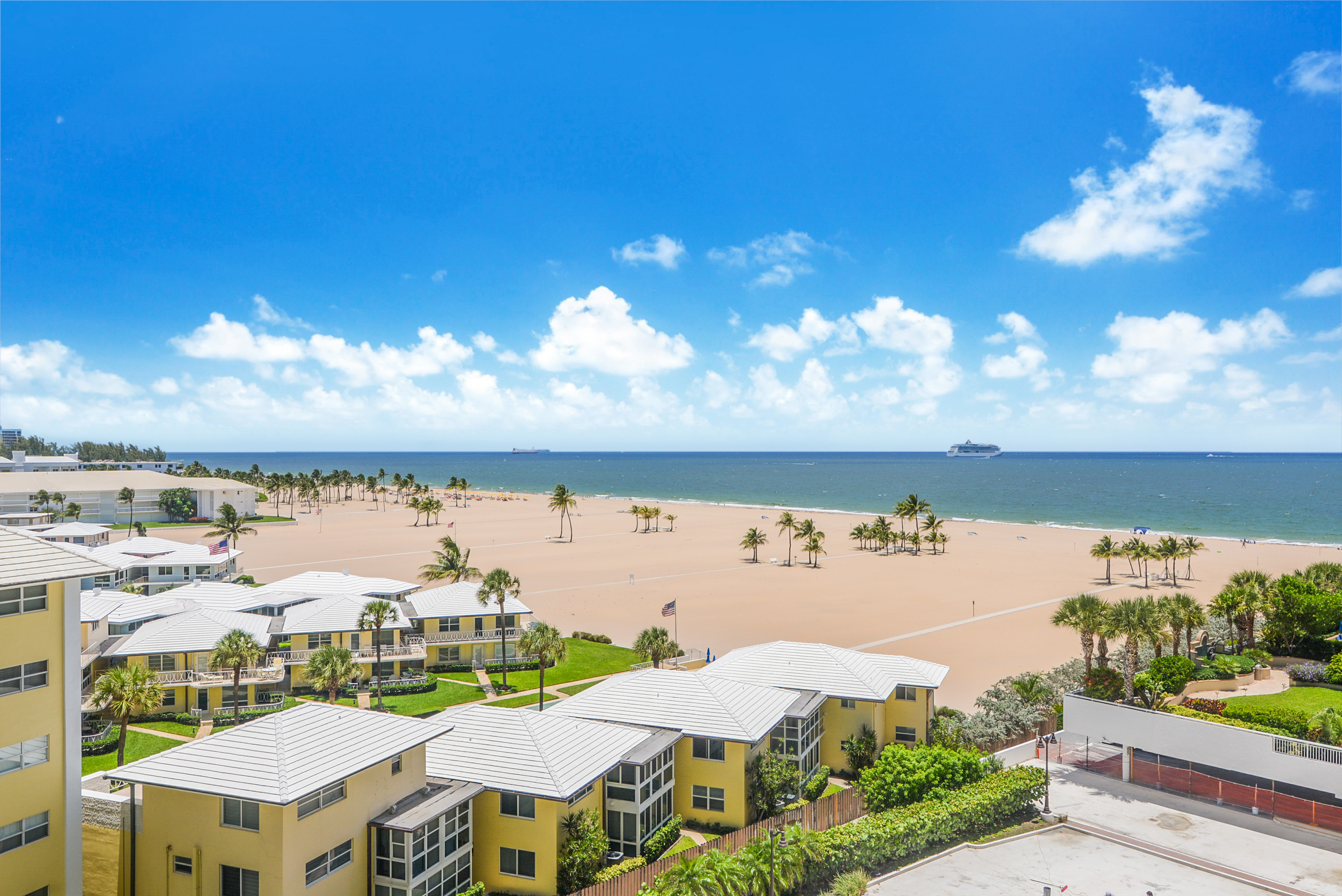 2100 S Ocean Ln #606