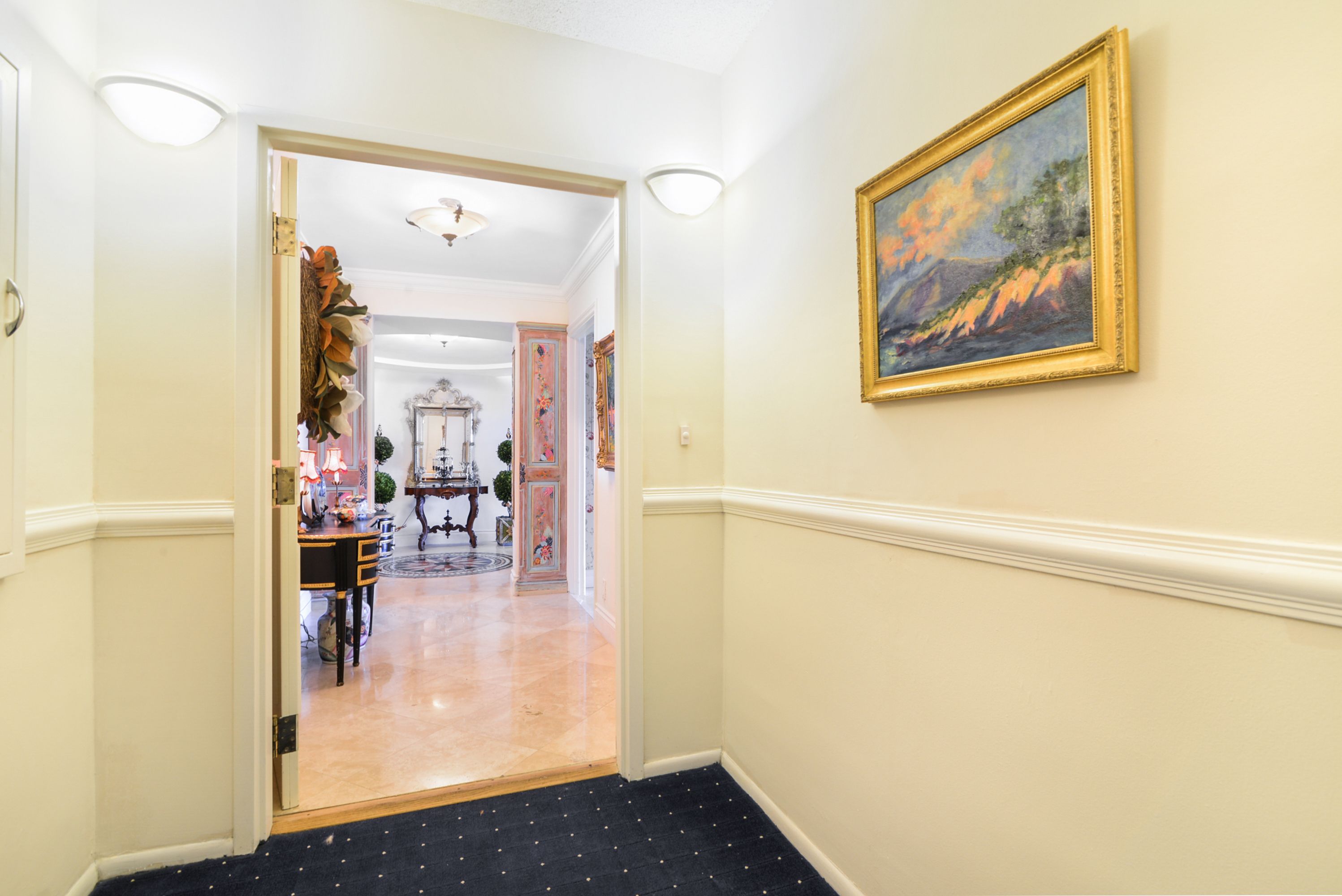 2100 S Ocean Ln #606