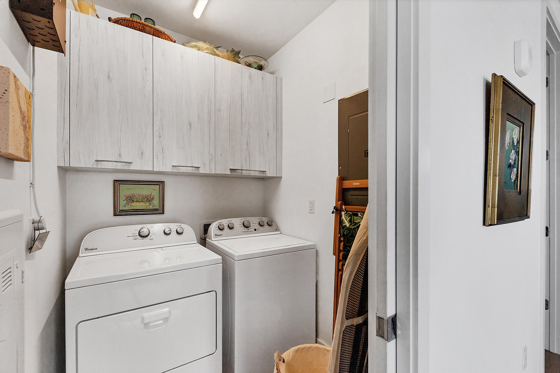 635 S Orange Avenue , 402