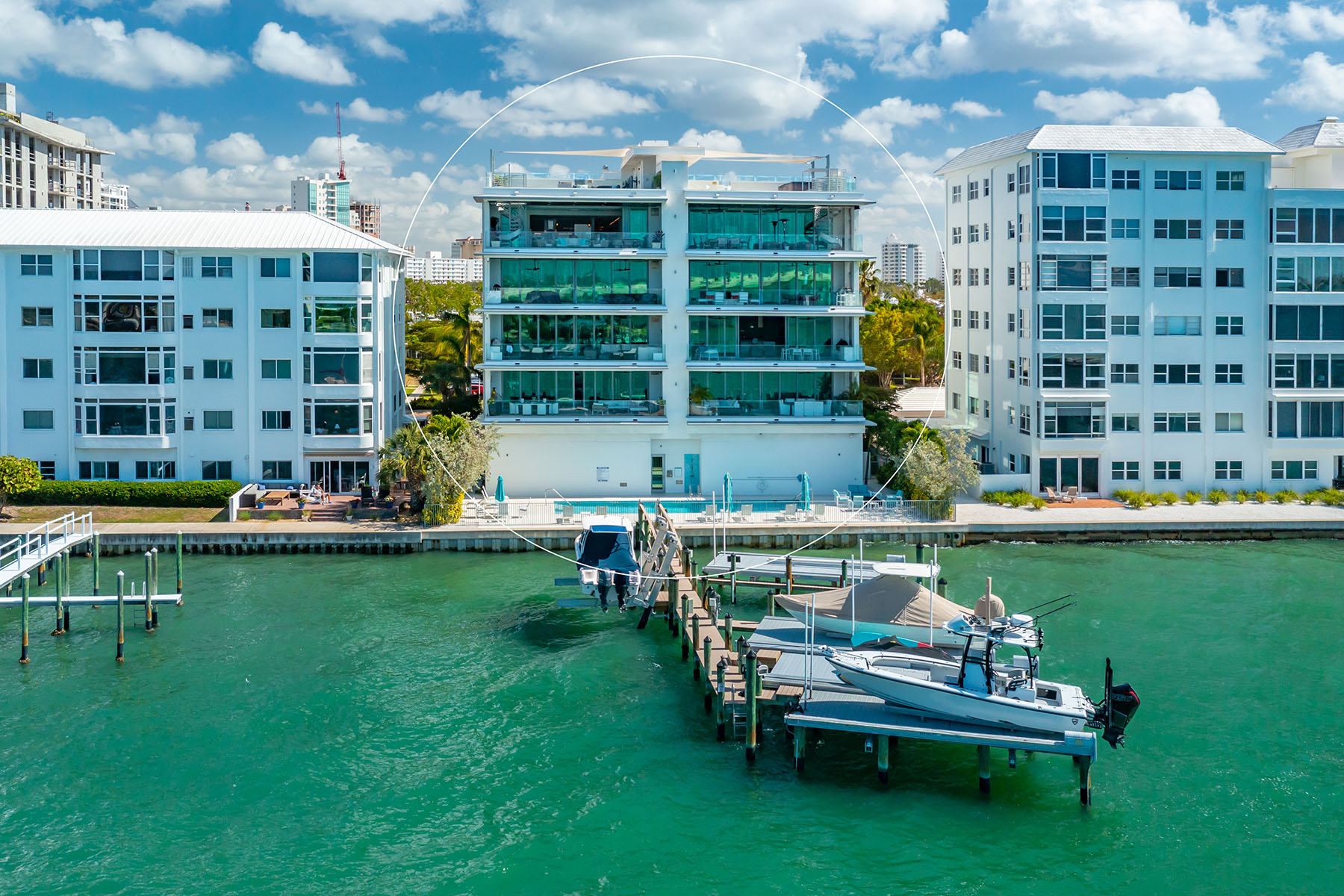 188 Golden Gate Pt , 402