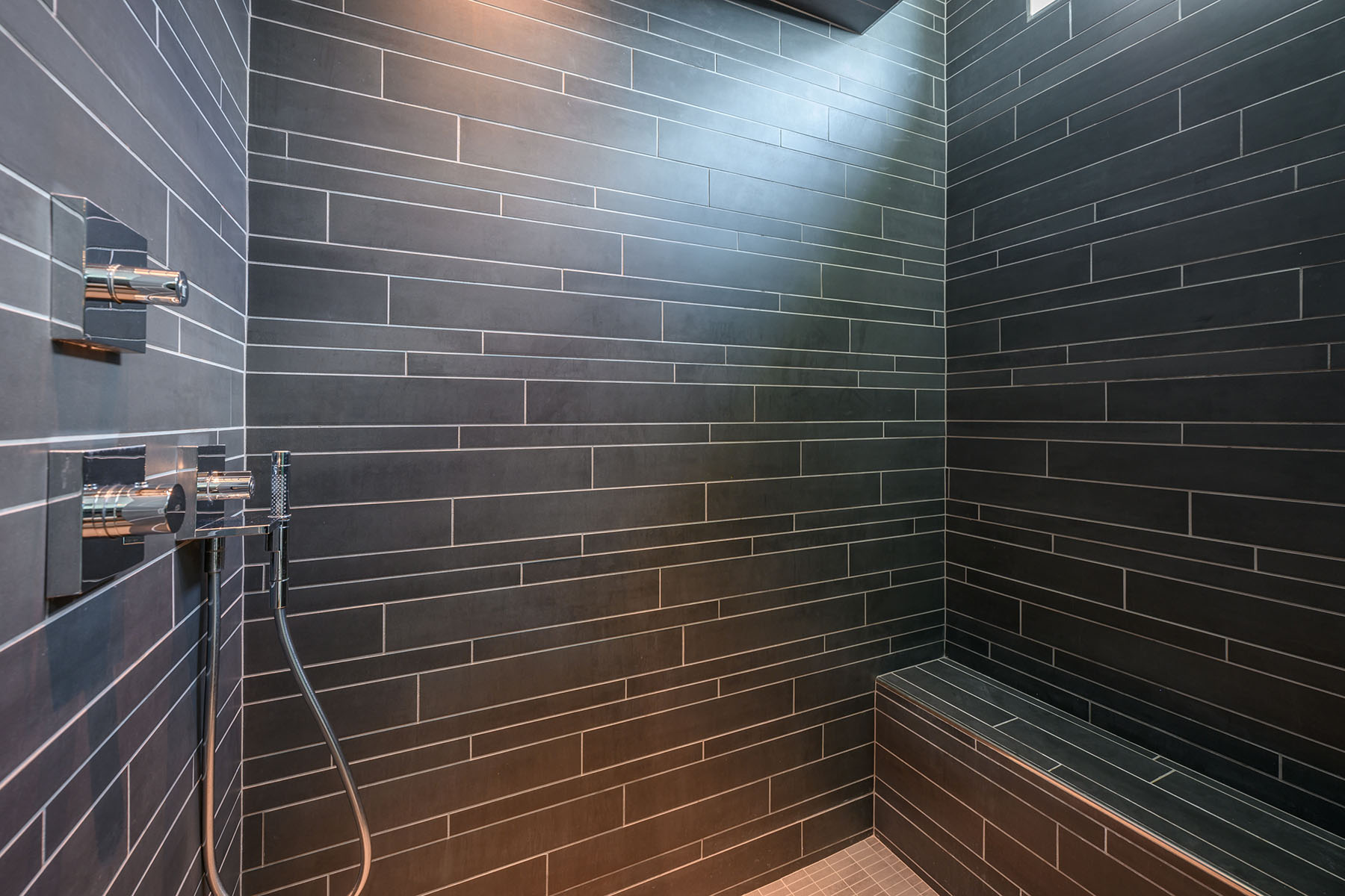 188 Golden Gate Pt , 402