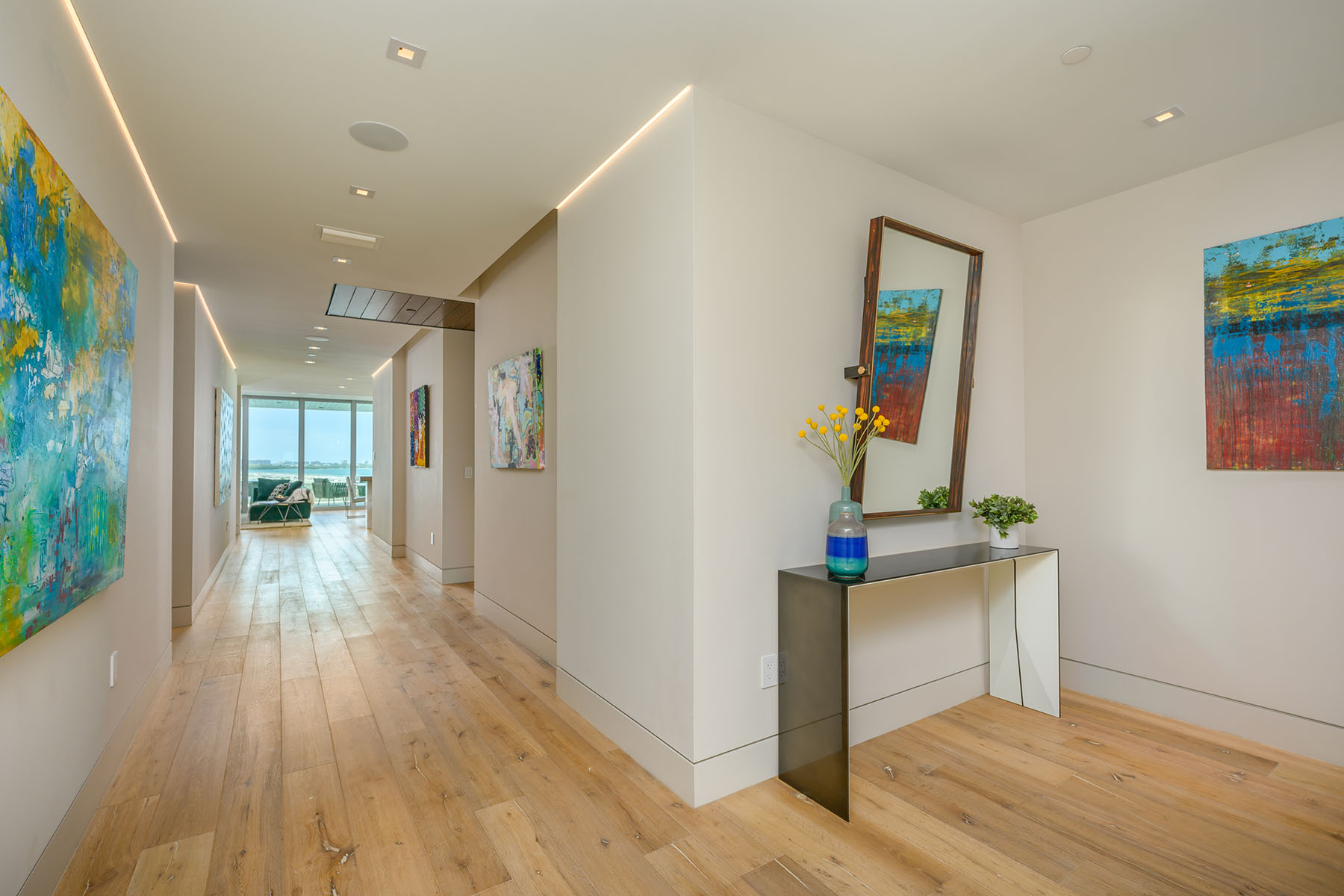 188 Golden Gate Pt , 402