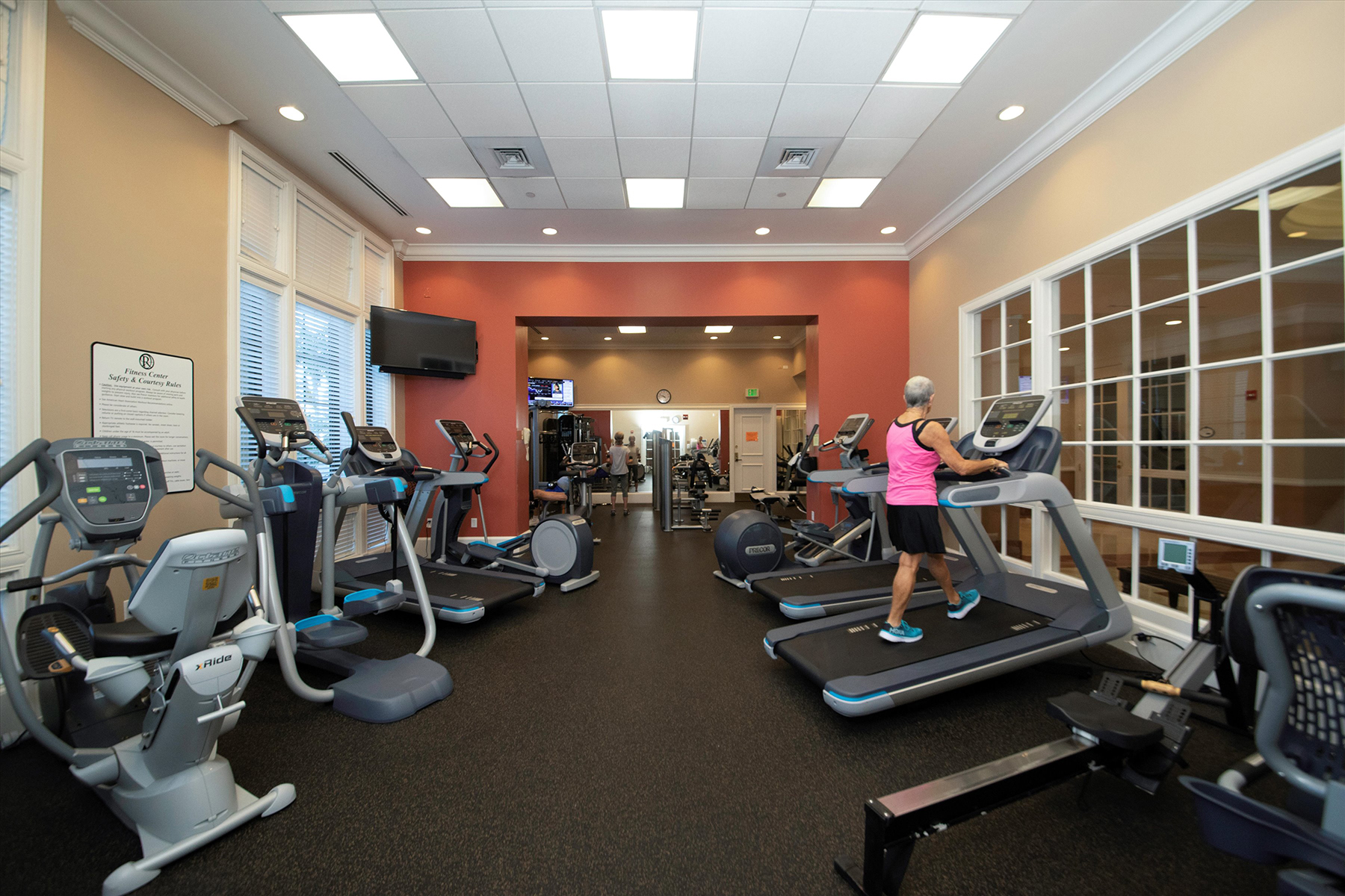 800 N Tamiami Trail , 1411