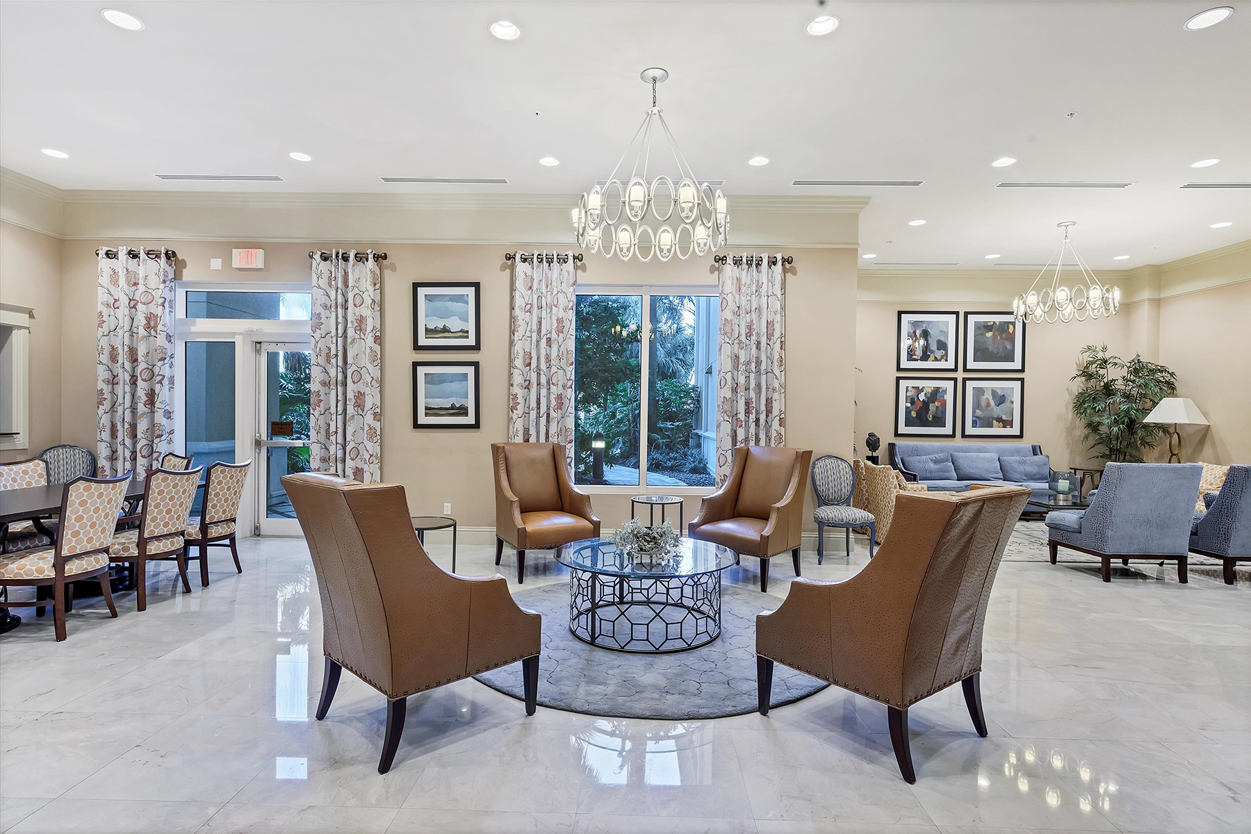 800 N Tamiami Trail , 1411