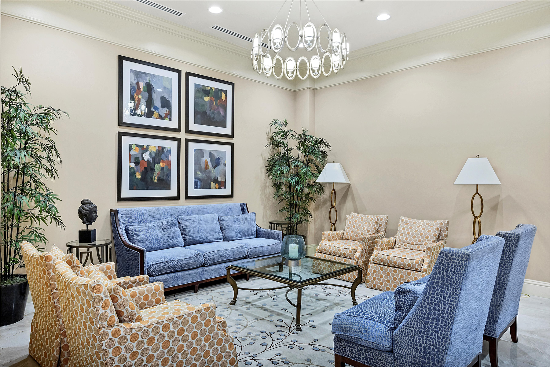 800 N Tamiami Trail , 1411