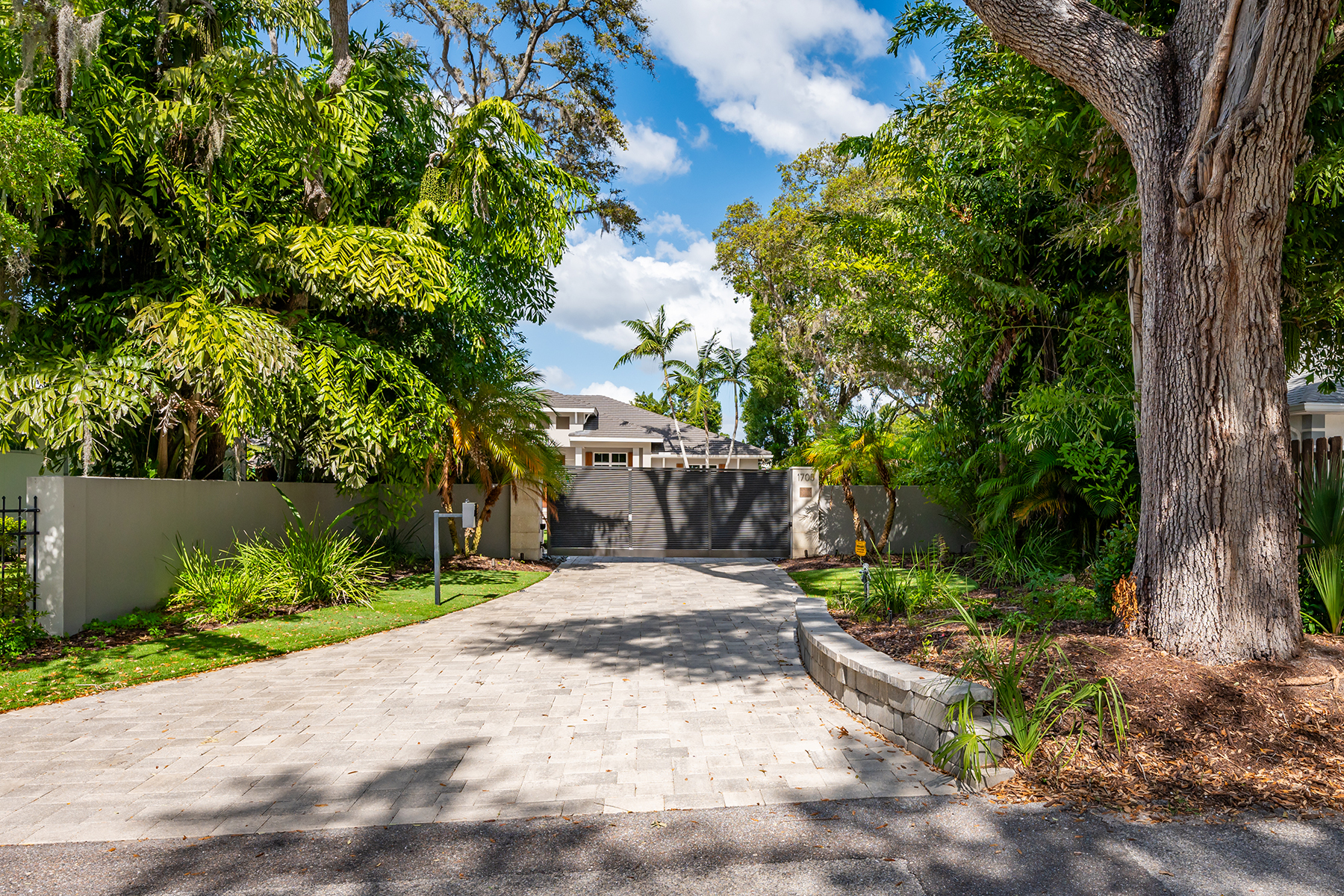 1705 Wisconsin Lane