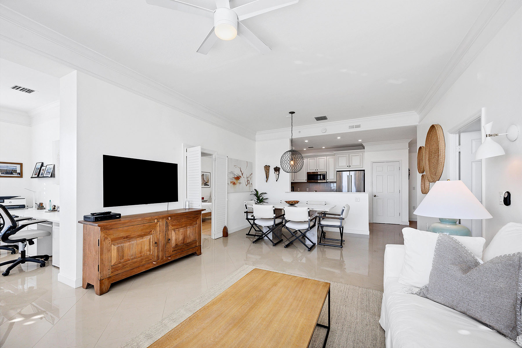 750 N Tamiami Trail , PH6