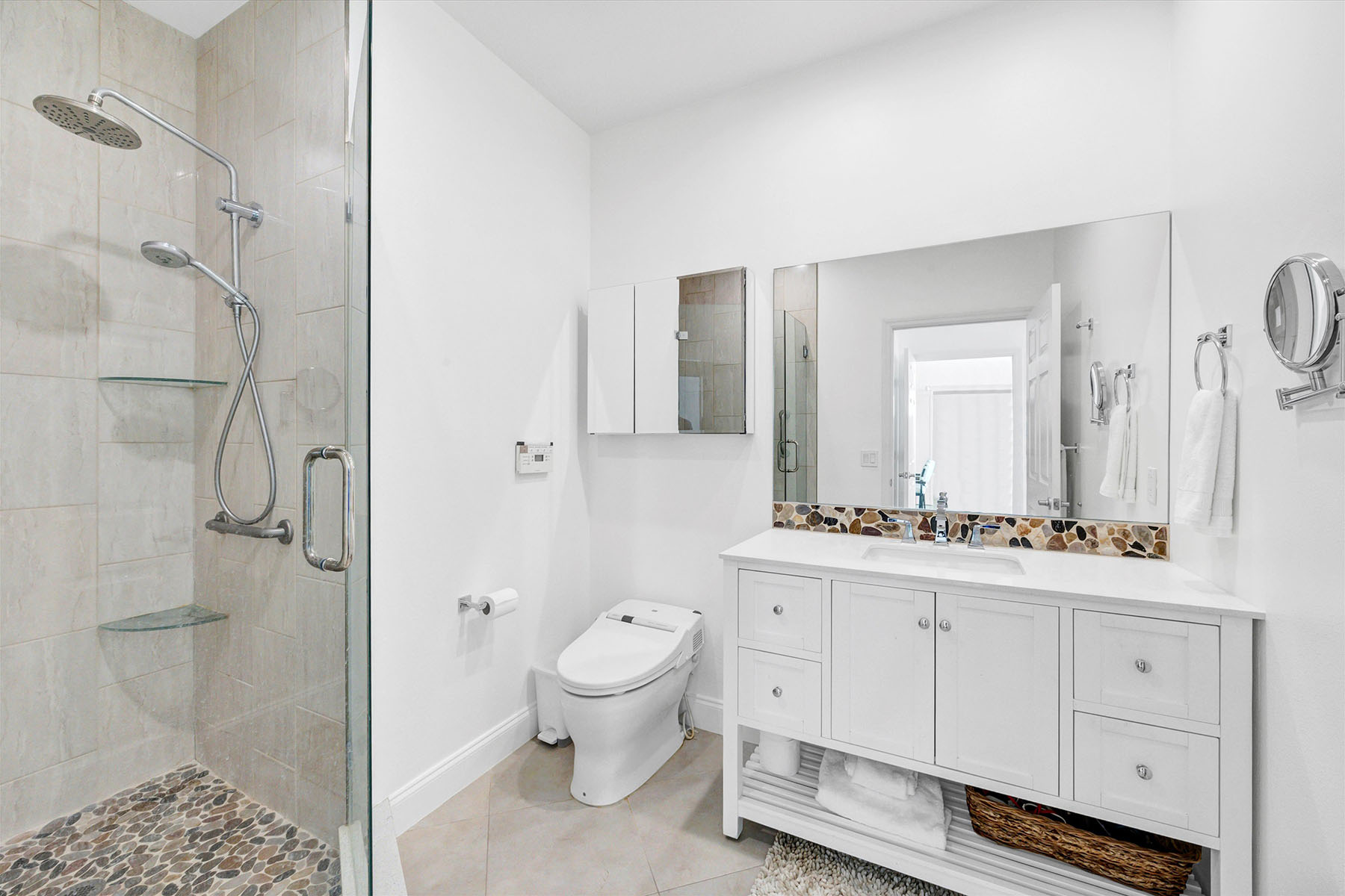 750 N Tamiami Trail , PH6