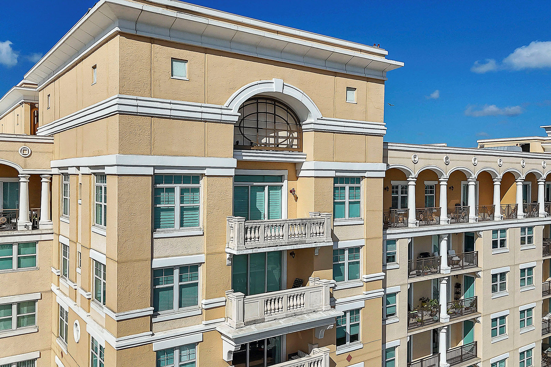 750 N Tamiami Trail , PH6