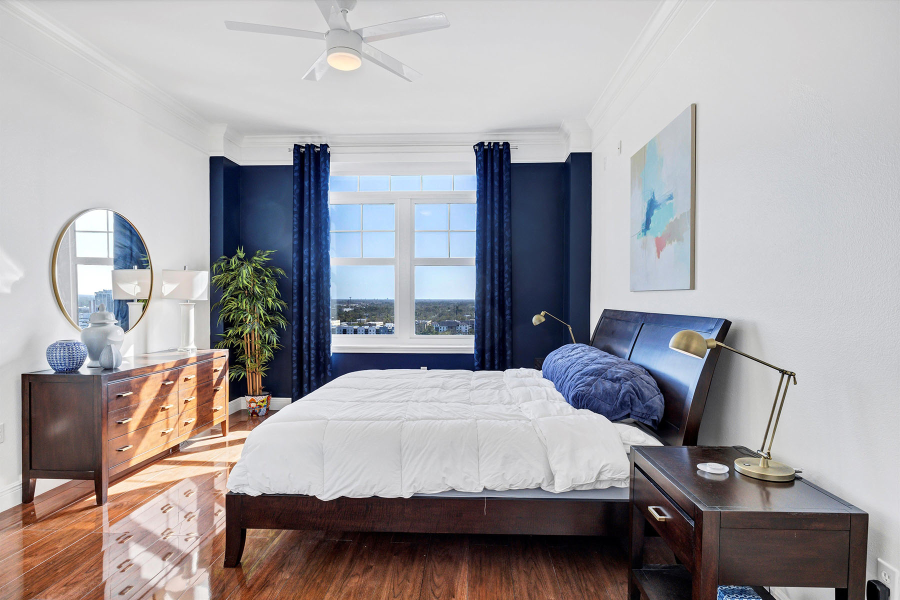 750 N Tamiami Trail , PH6