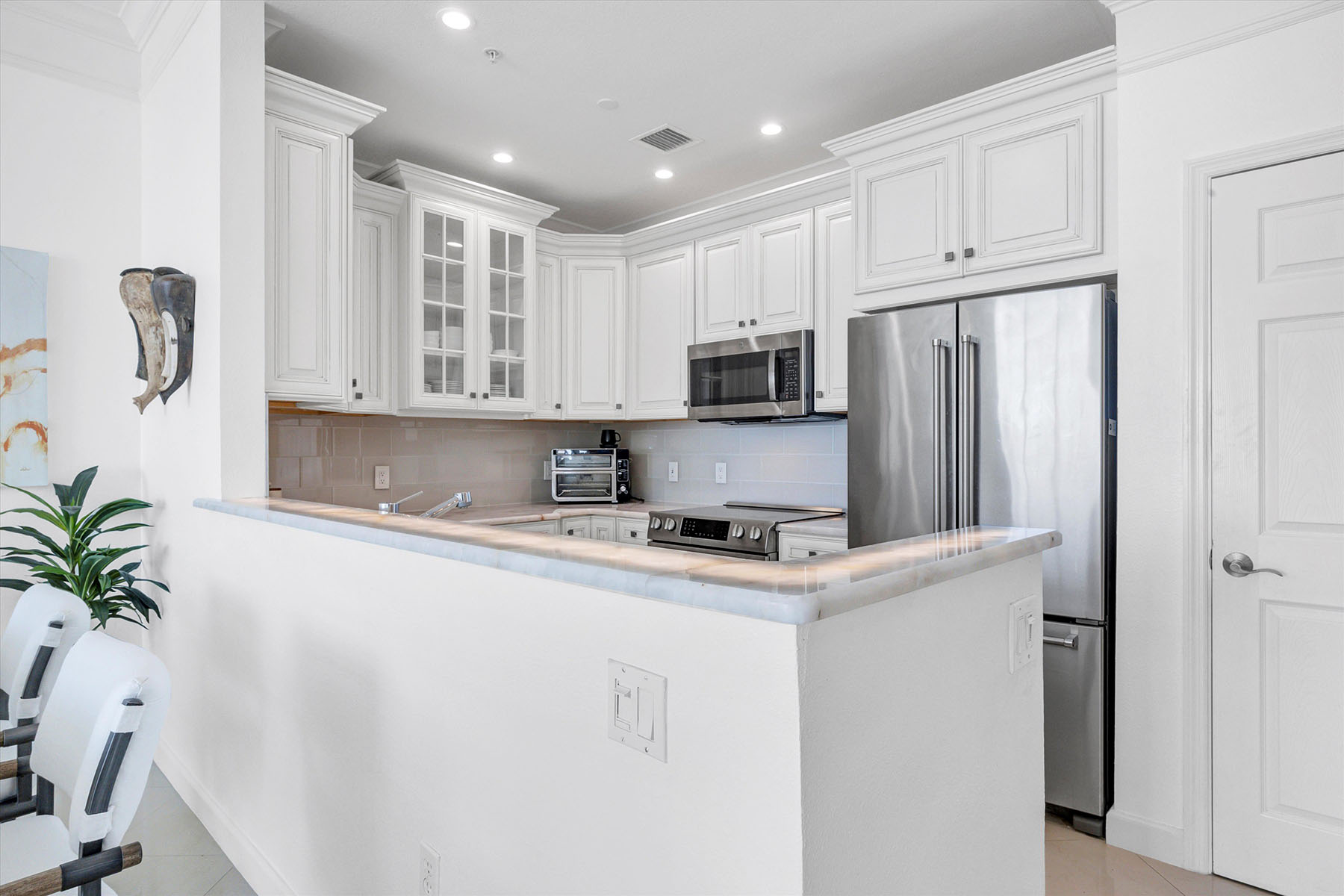 750 N Tamiami Trail , PH6