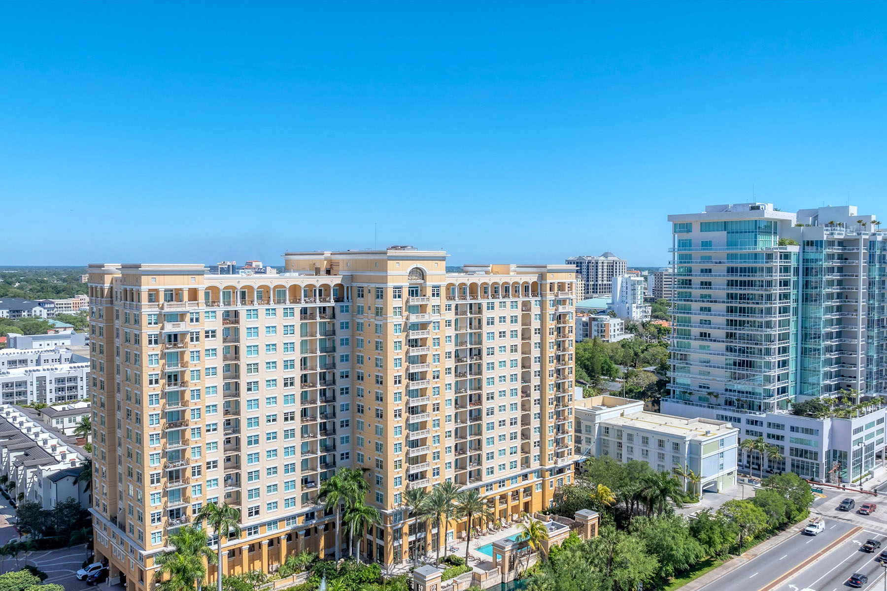 750 N Tamiami Trail , PH6