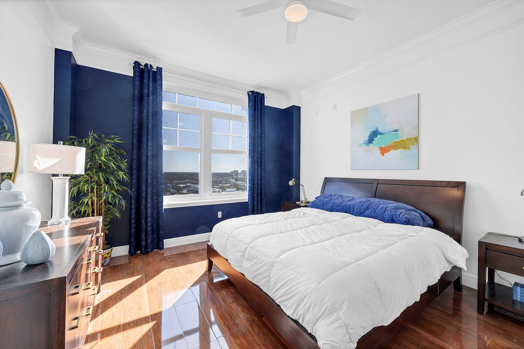 750 N Tamiami Trail , PH6