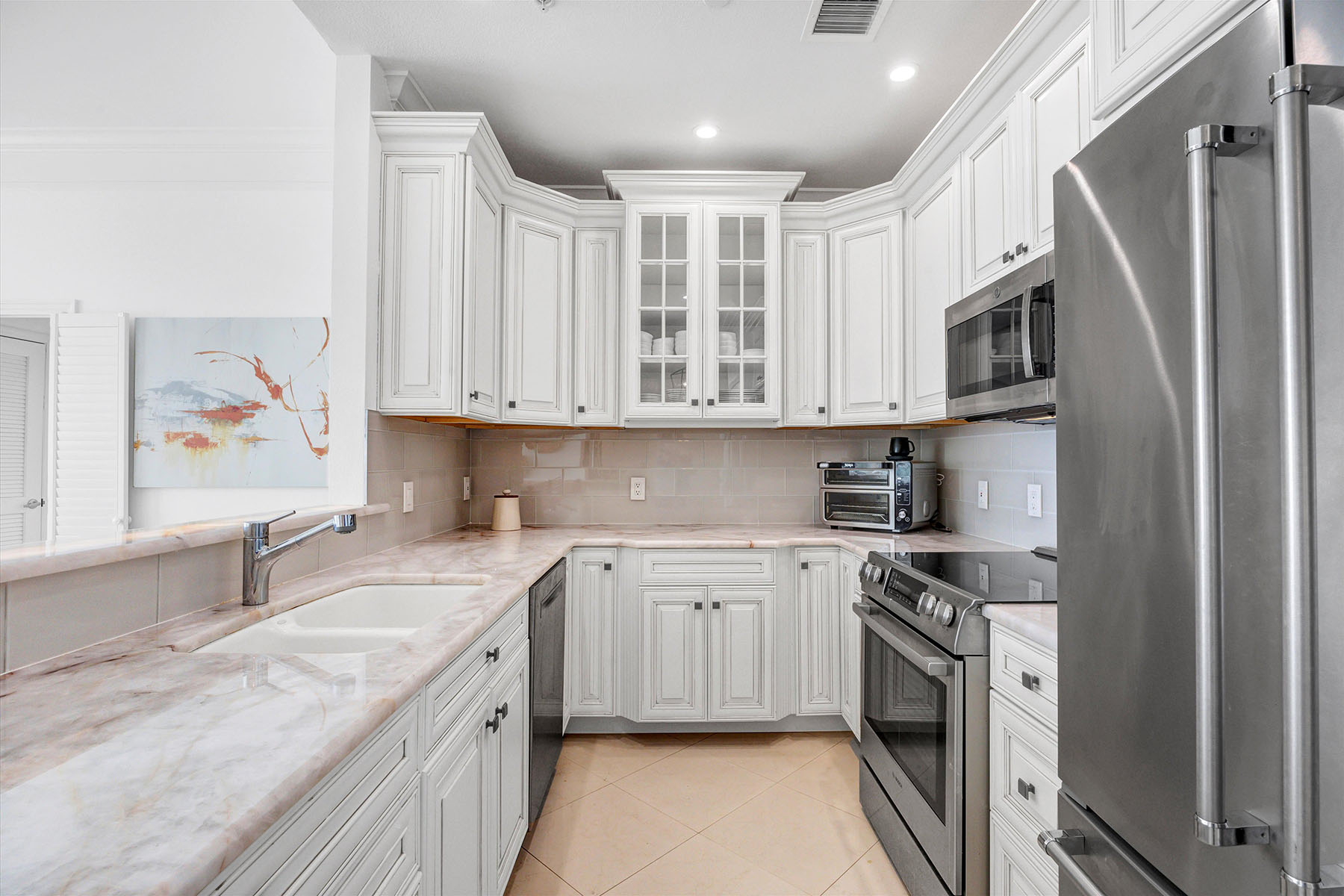 750 N Tamiami Trail , PH6