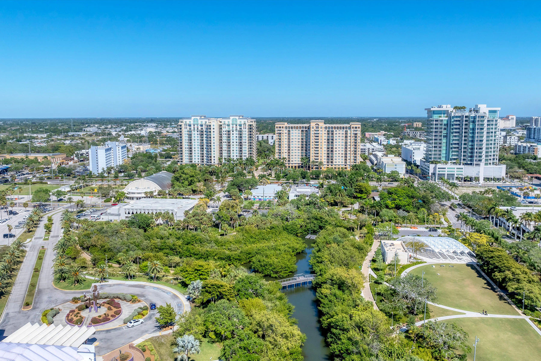 750 N Tamiami Trail , PH6