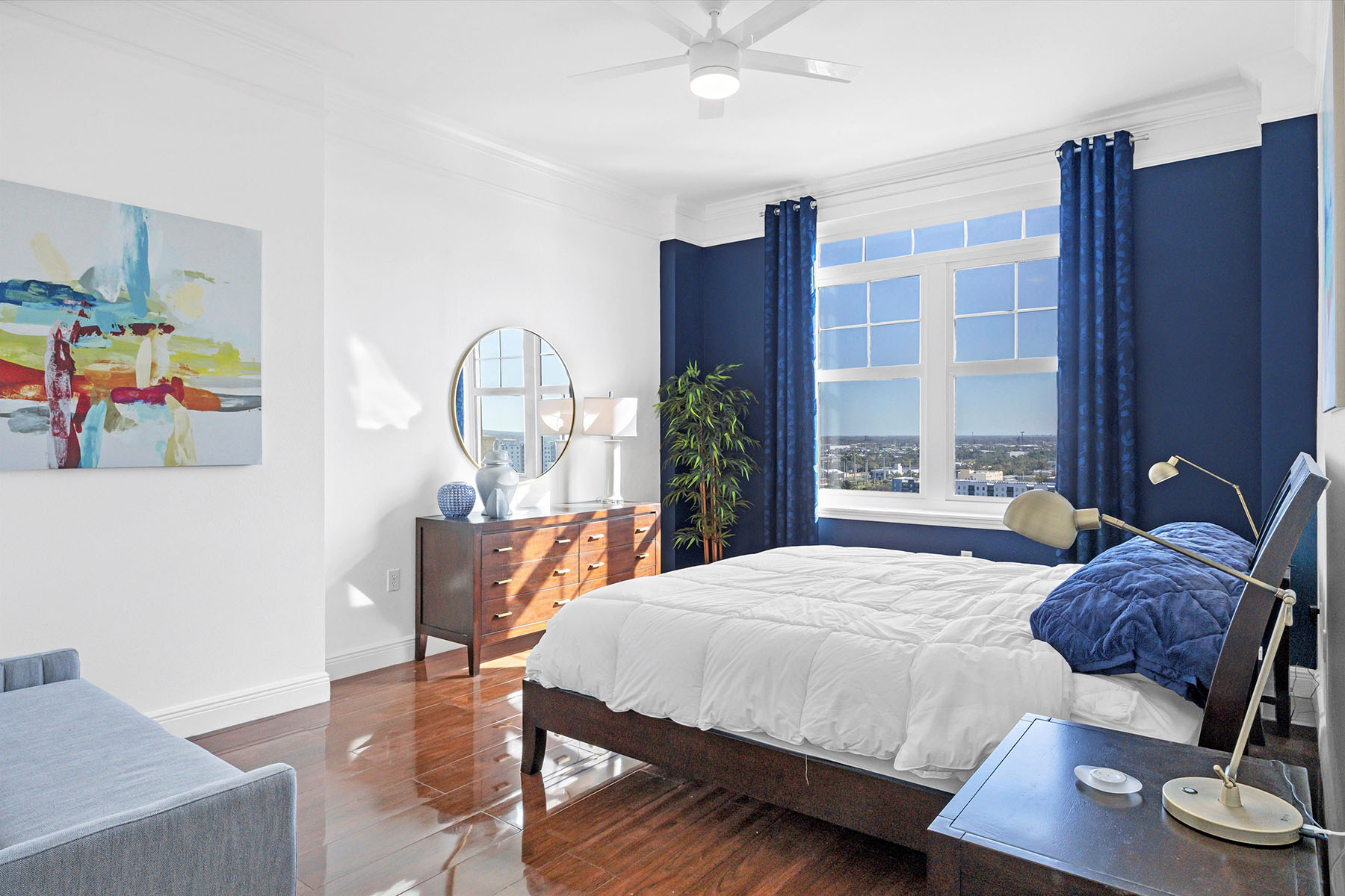 750 N Tamiami Trail , PH6