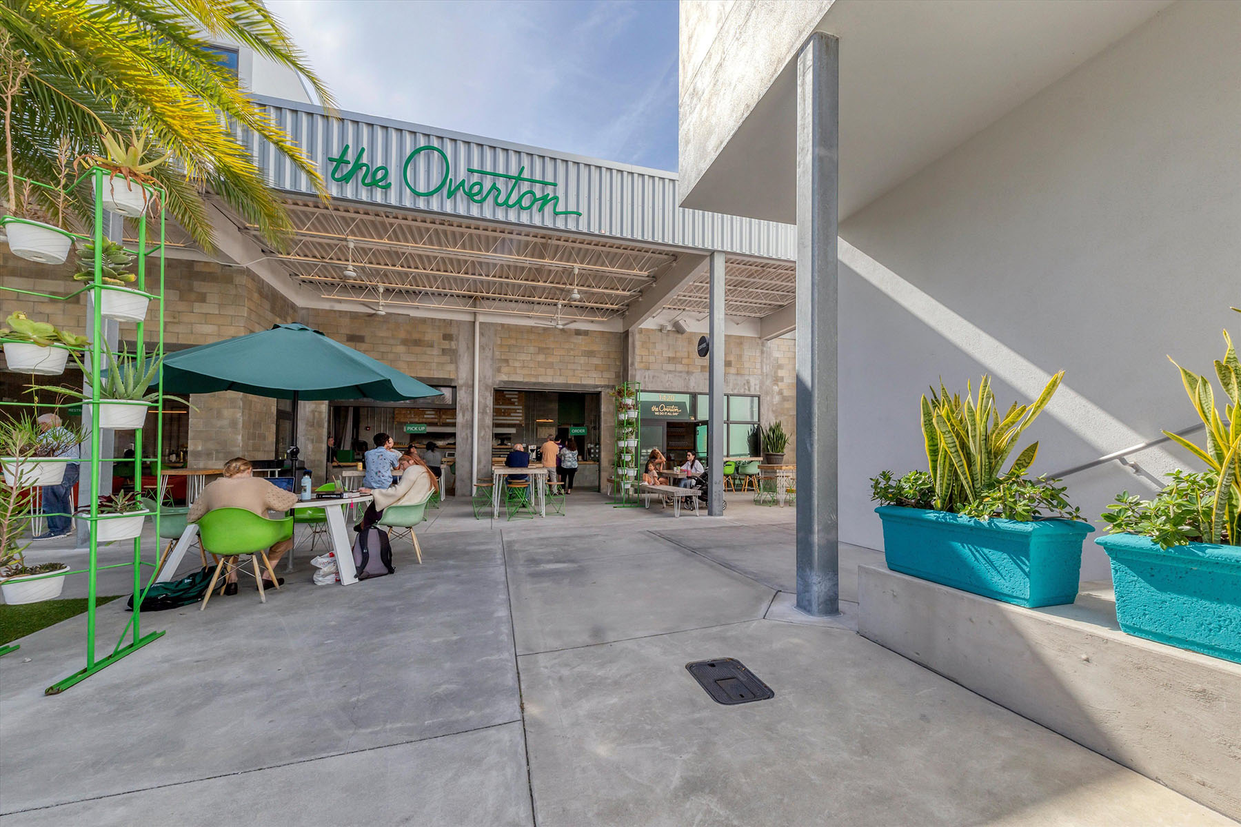 750 N Tamiami Trail , PH6