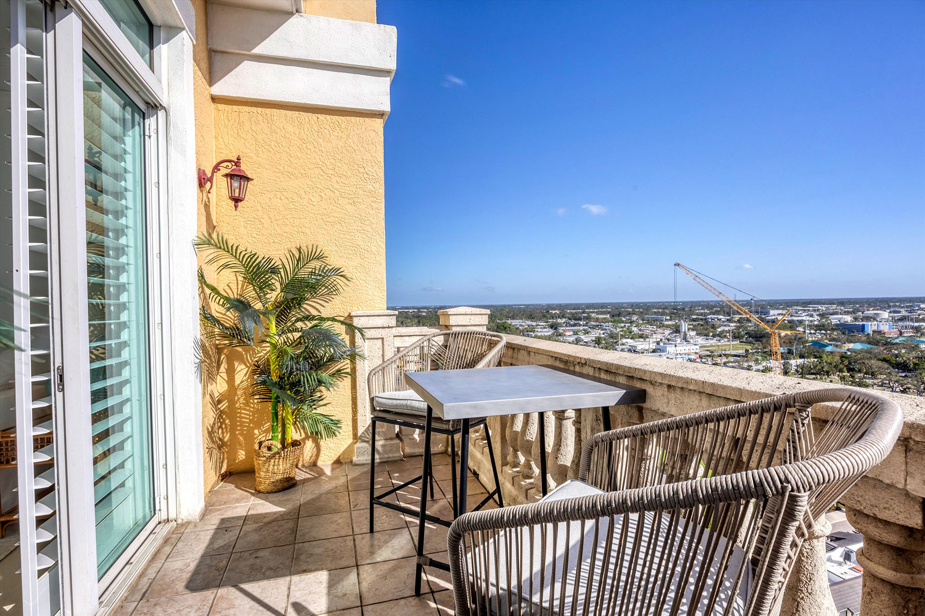 750 N Tamiami Trail , PH6