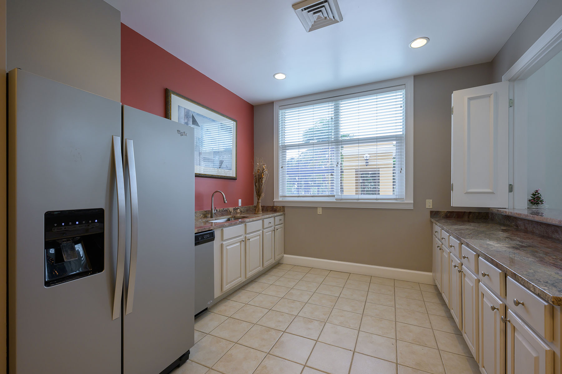 750 N Tamiami Trail , 1003