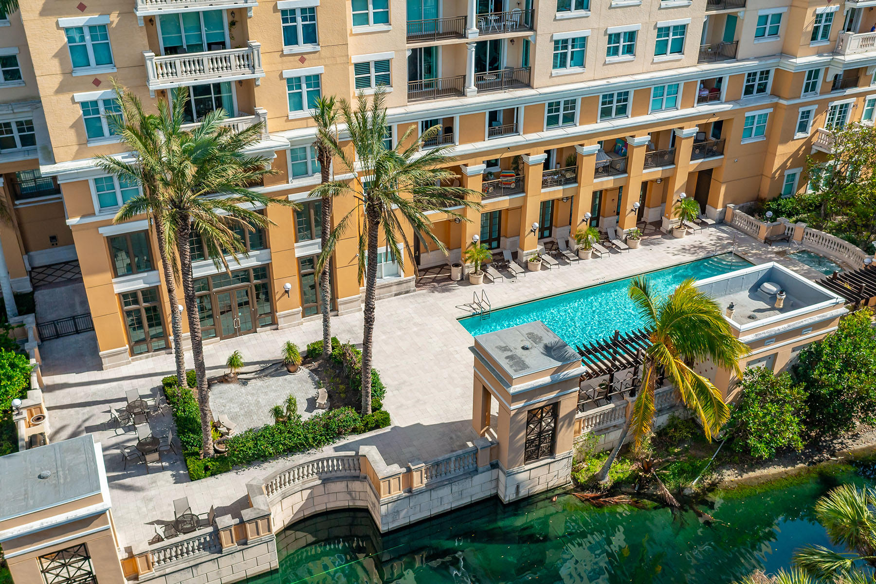 750 N Tamiami Trail , 1003
