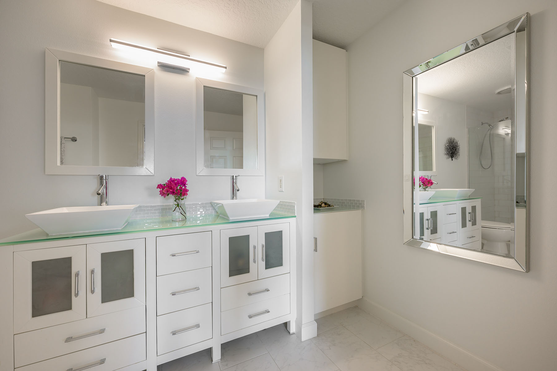 750 N Tamiami Trail , 1003