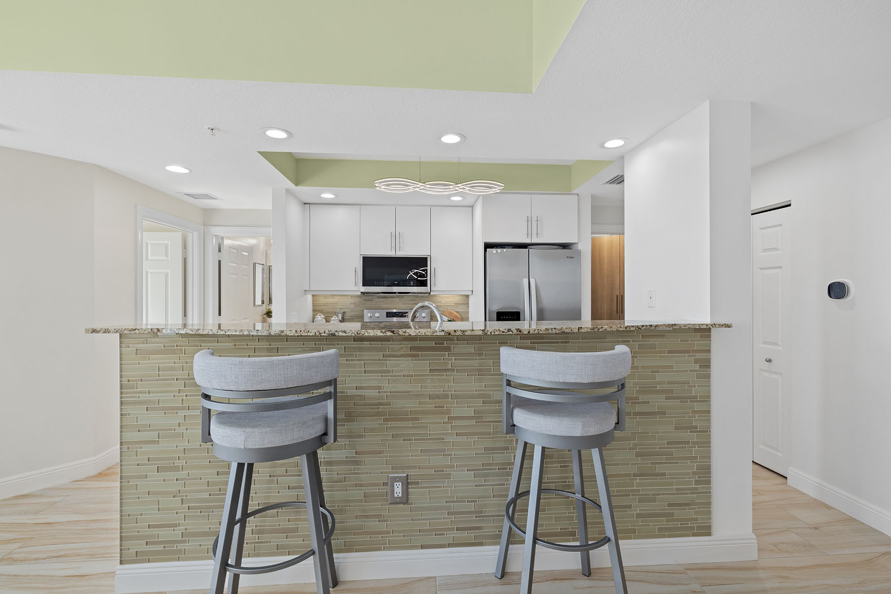 800 N Tamiami Trail , 1512