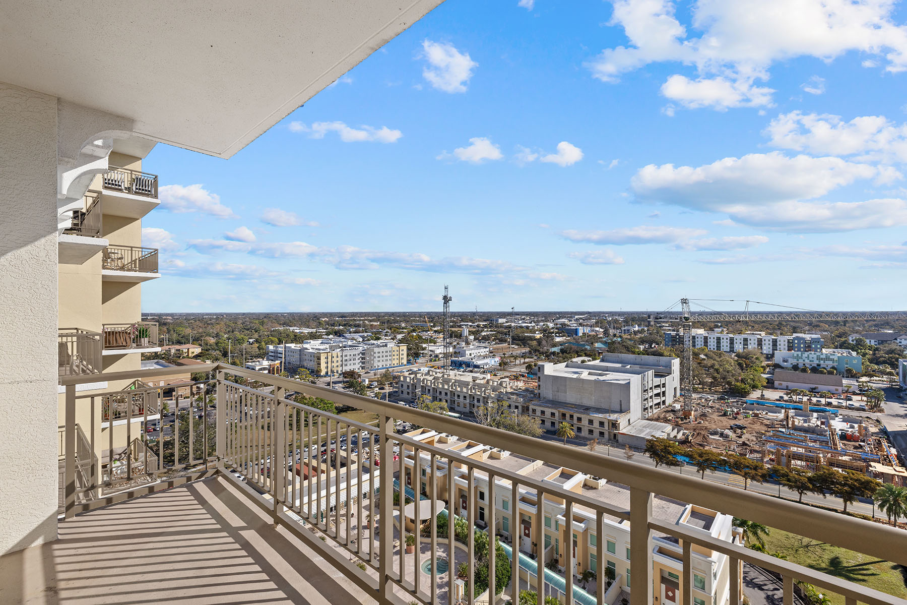 800 N Tamiami Trail , 1512