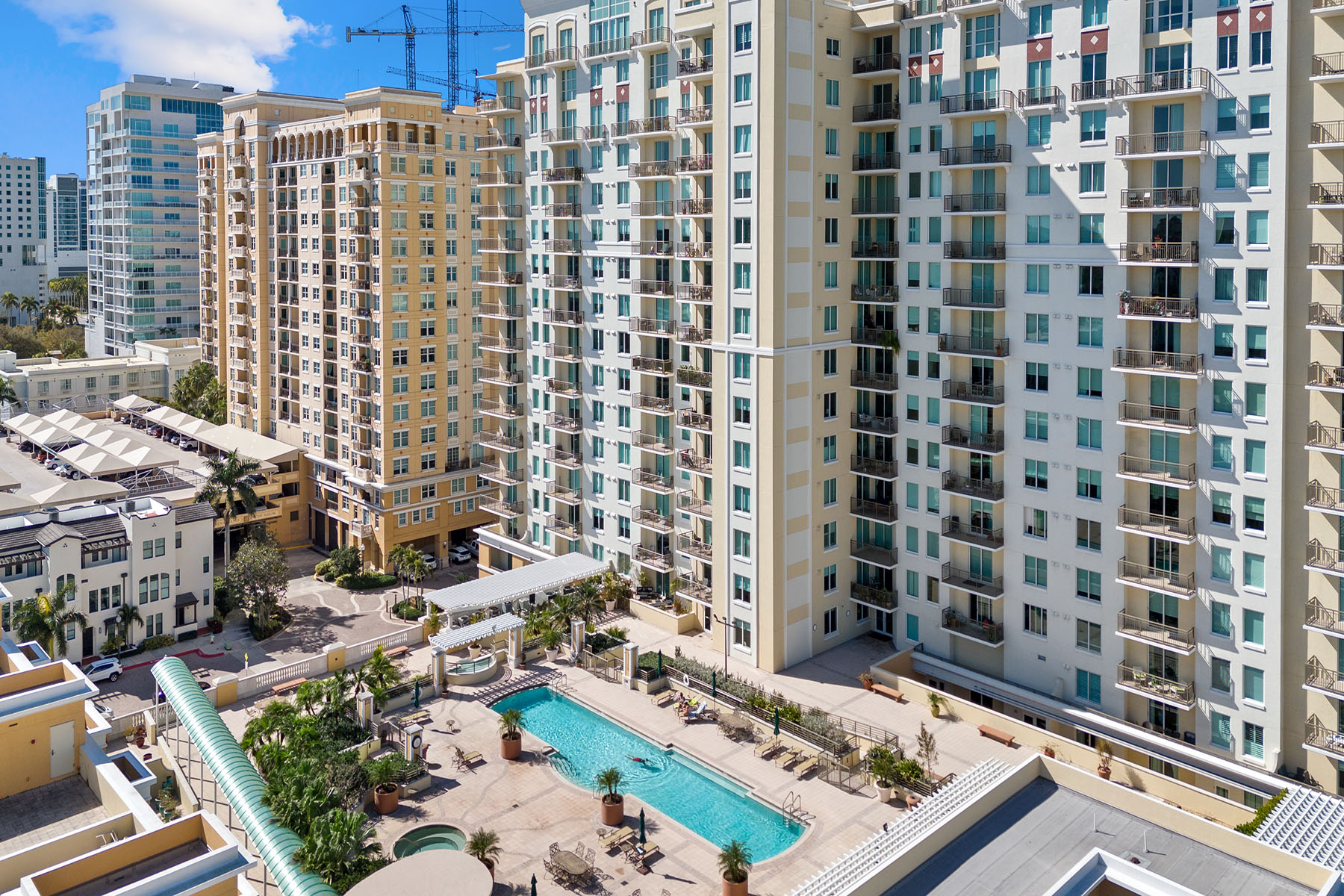 800 N Tamiami Trail , 1512