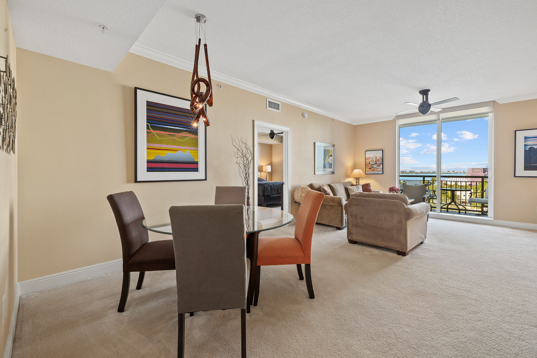 800 N Tamiami Trail , 611