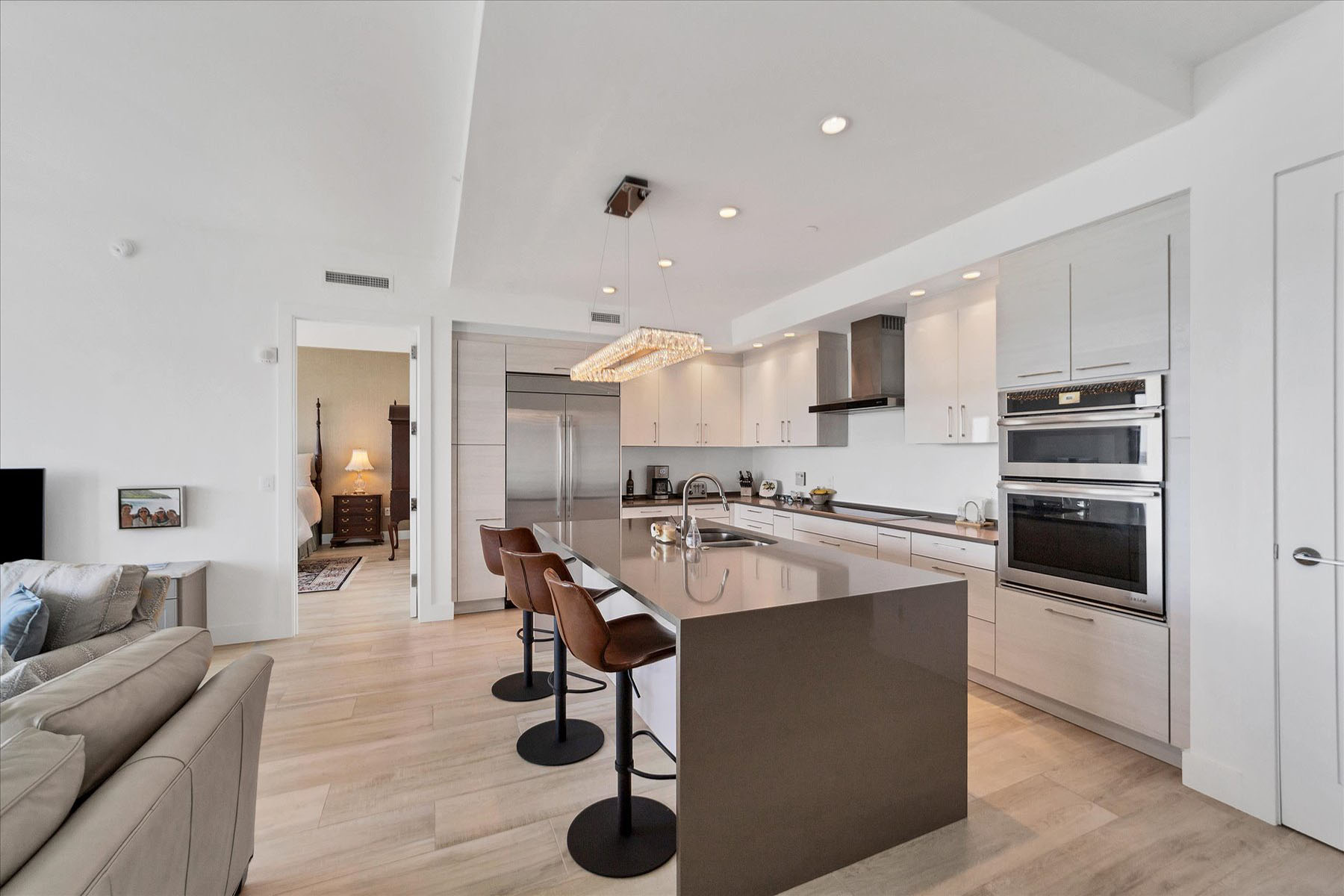 1155 N Gulfstream Avenue , 802